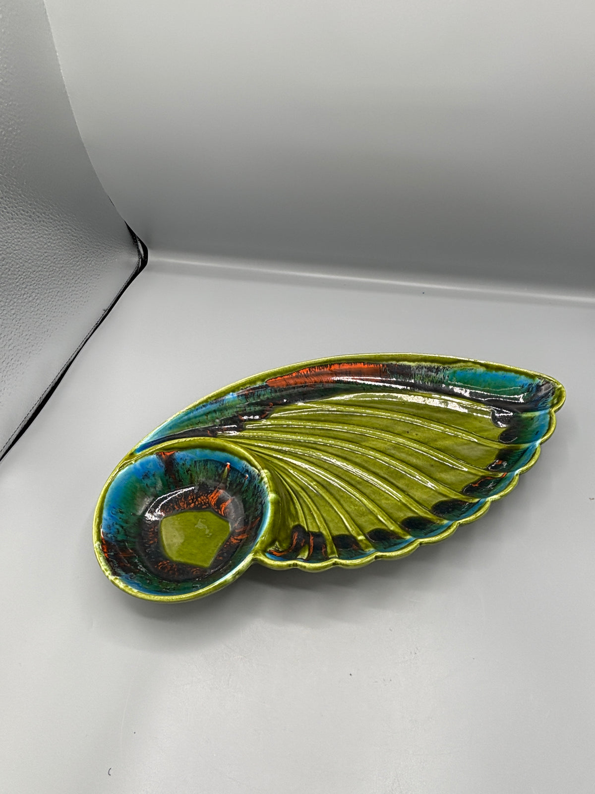 Vintage California pottery "Wing Chip & Dip " platter