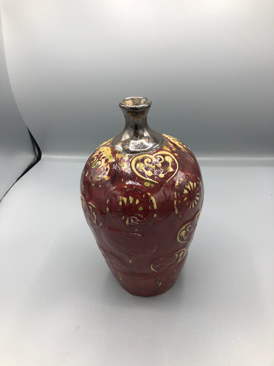 Red & Cream Embossed Vase