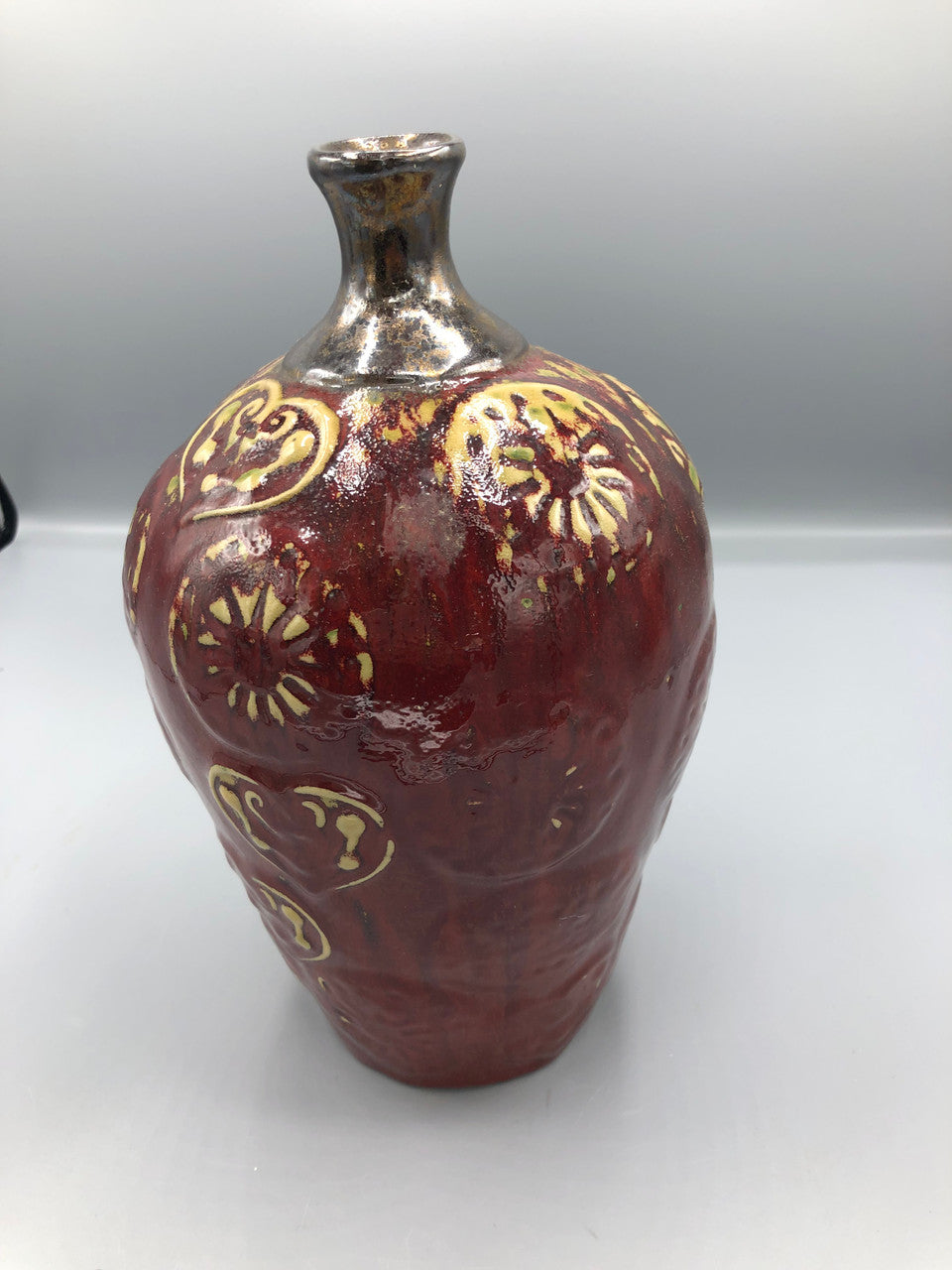 Red & Cream Embossed Vase