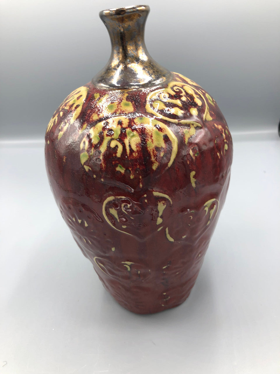 Red & Cream Embossed Vase