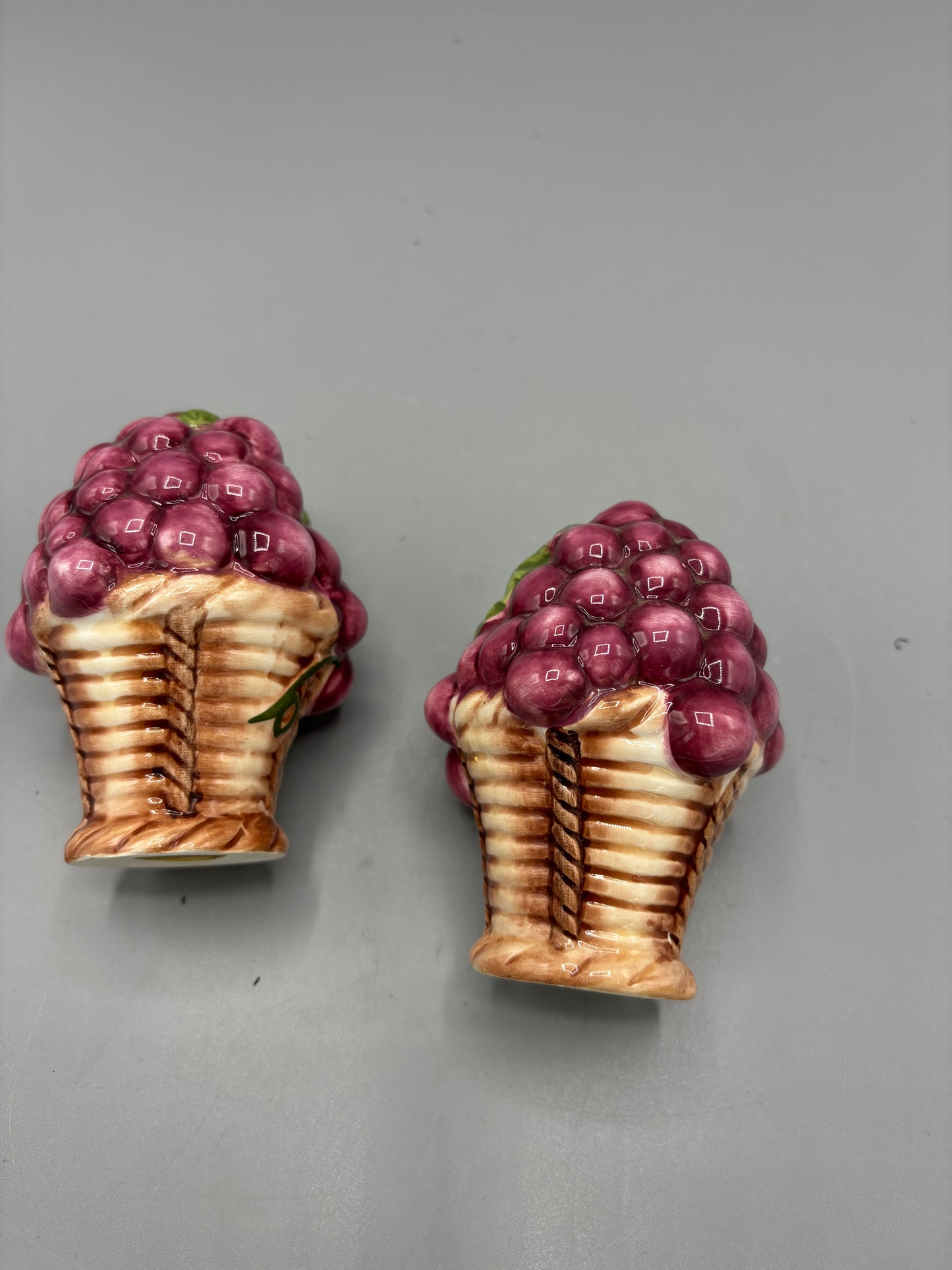 Ceramic grape salt & pepper