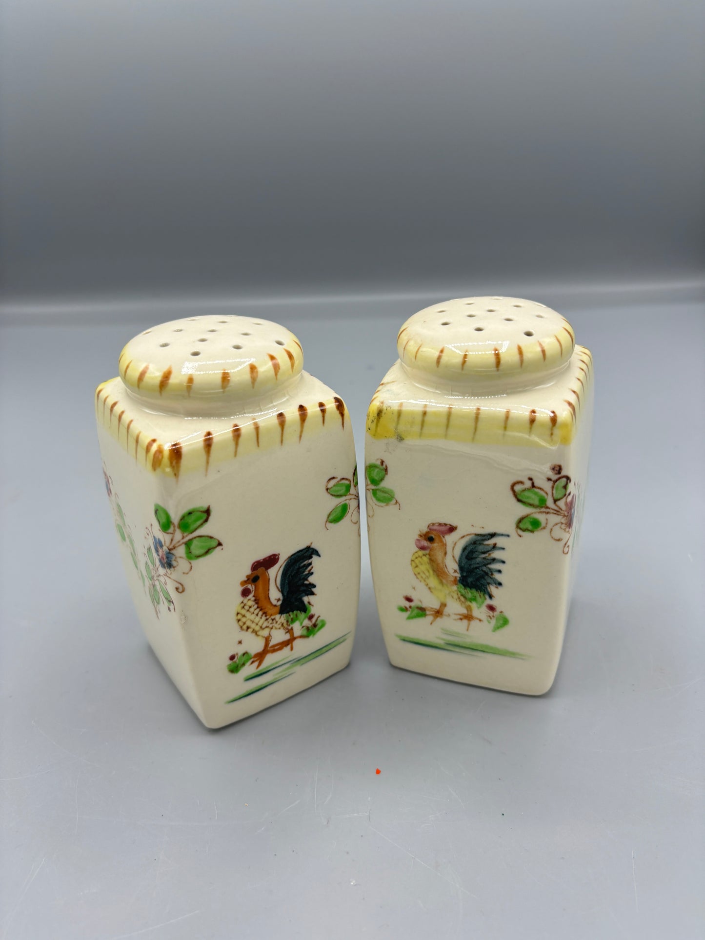 Large Rooster salt & pepper