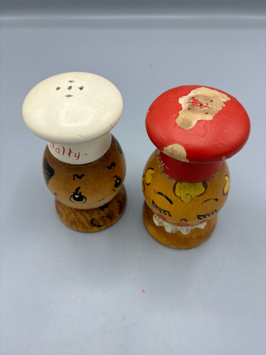 Vintage Chef Wood Salt & Pepper