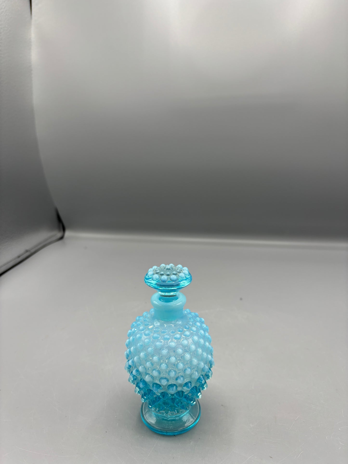 Vintage Fenton  blue Opalescent glass perfume bottle w/ stopper