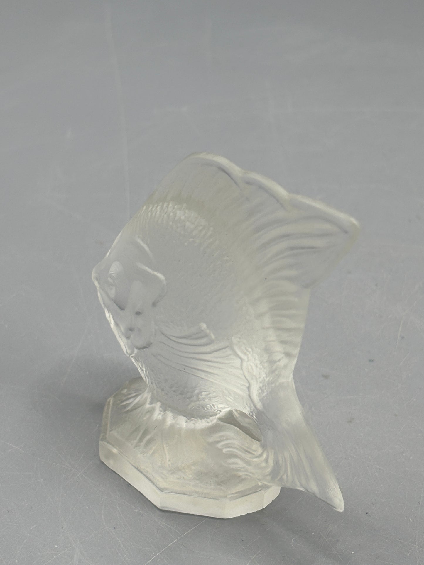 Vintage Fenton frosted glass Angel fish