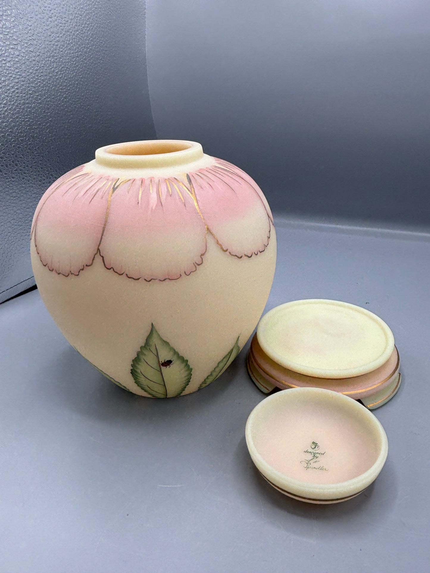 Vintage Fenton anniversary Burmese satin glass ginger jar