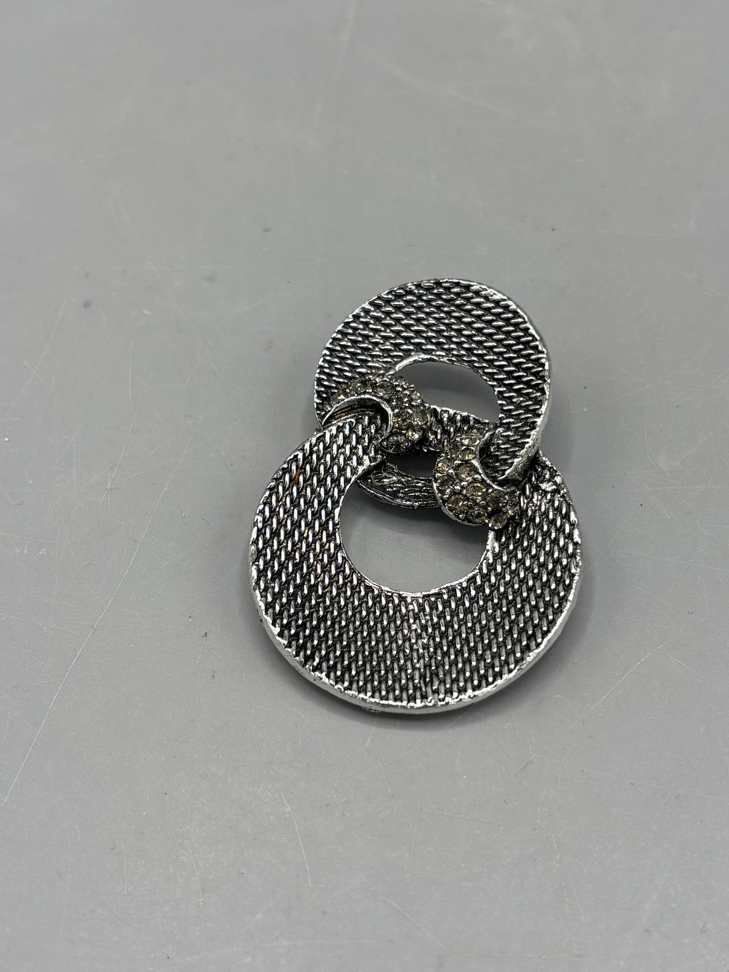 Vintage circle brooch
