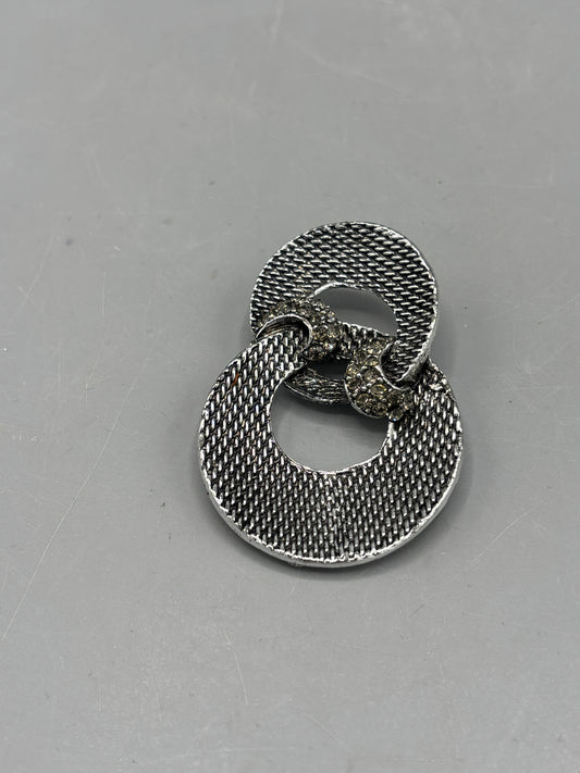 Vintage circle brooch