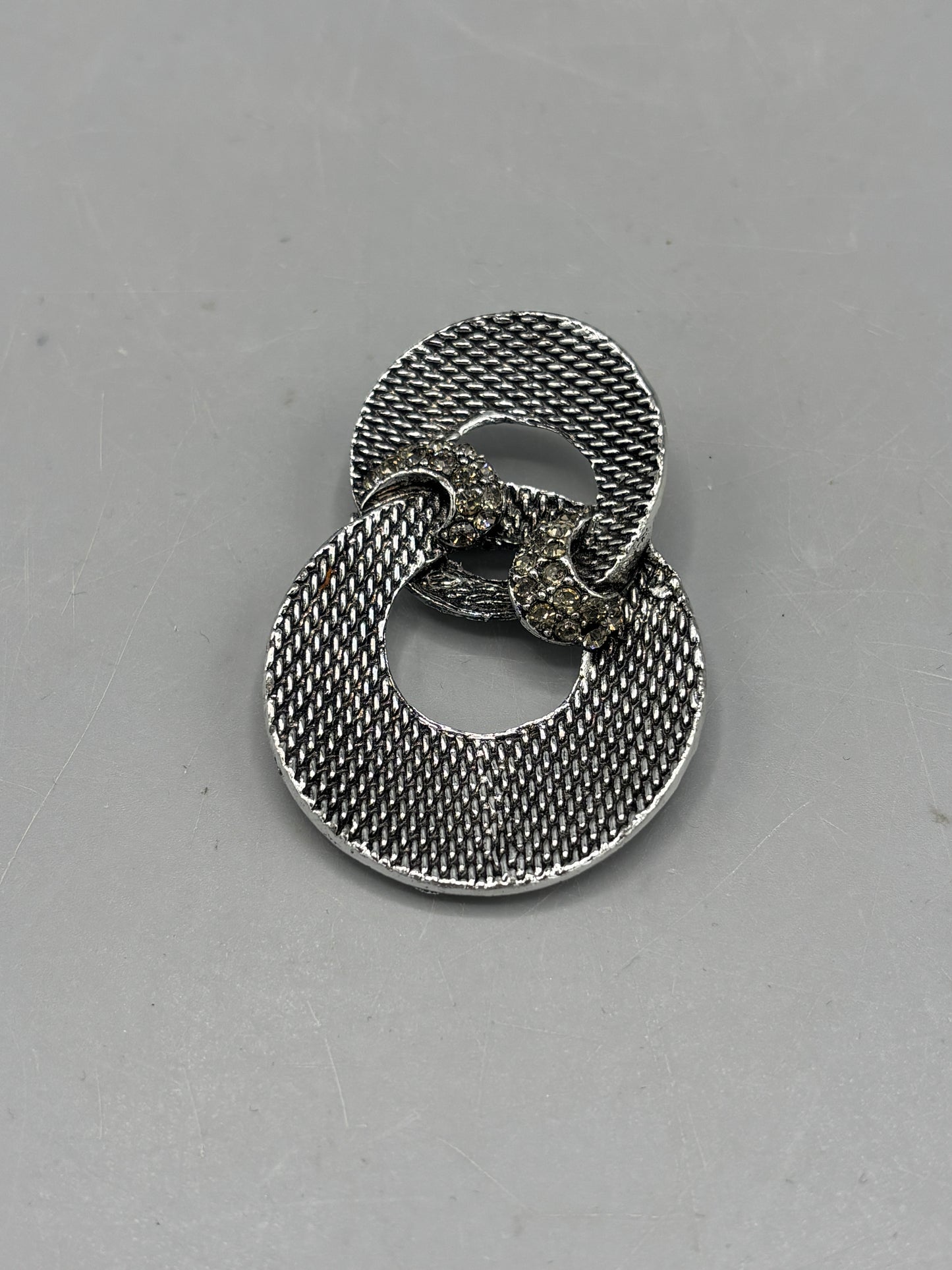 Vintage circle brooch