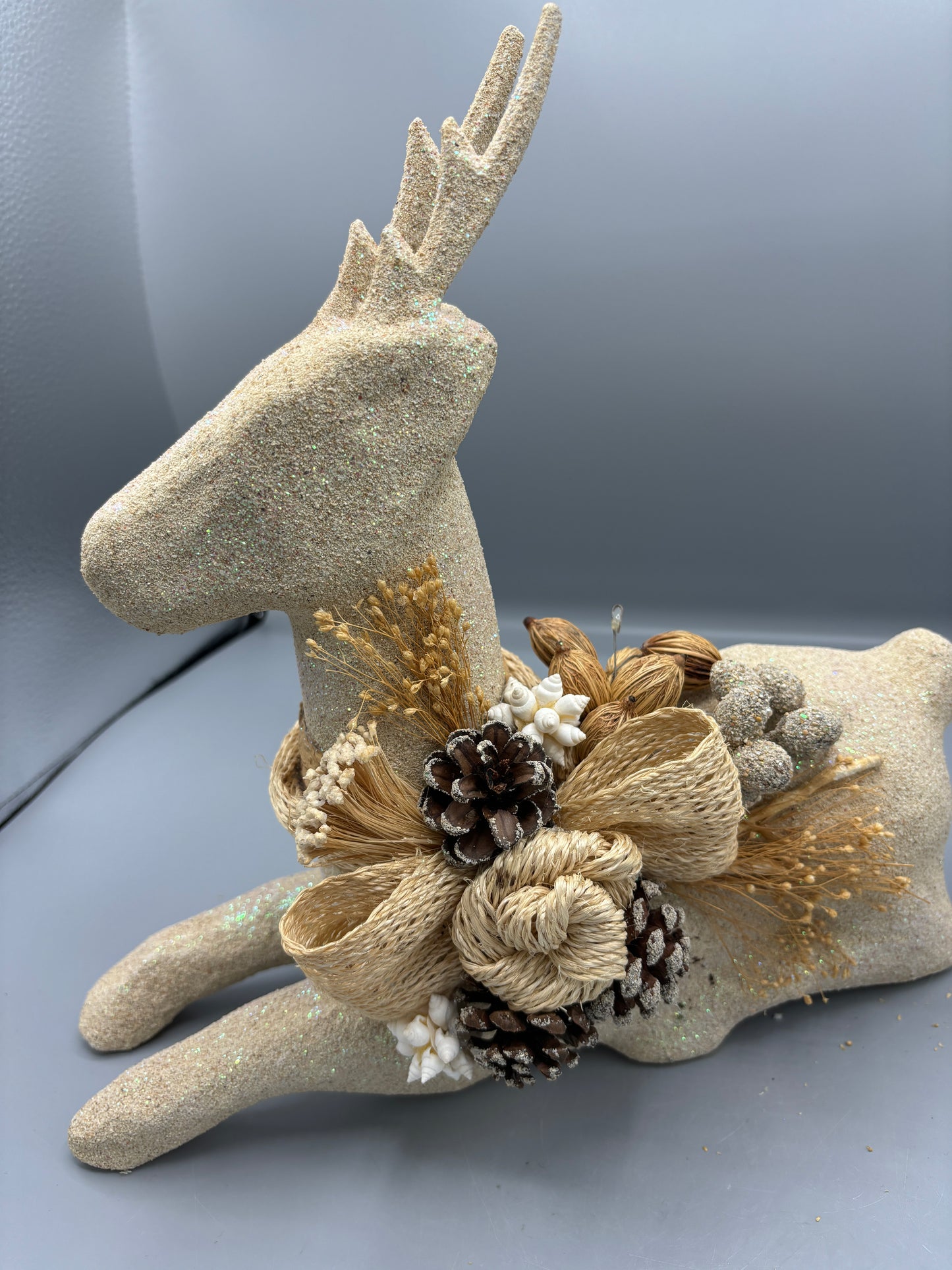 Studio Nova neutral Woodland glam deer