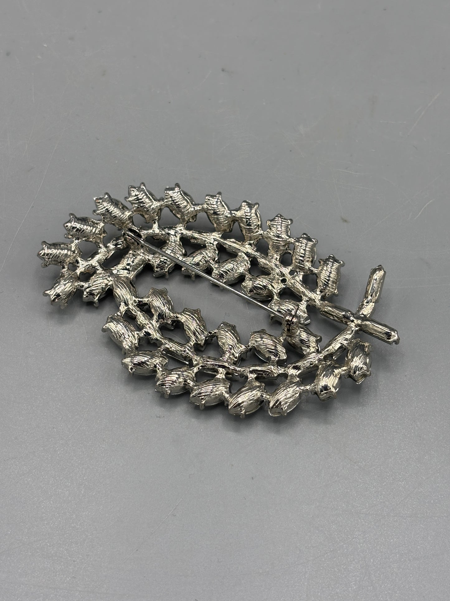 Vintage Rhinestone crystal brooch