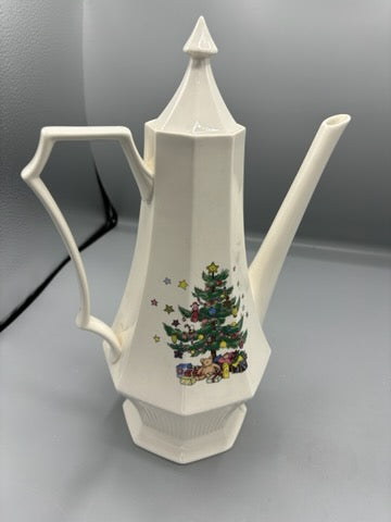 Christmastime Nikko teapot