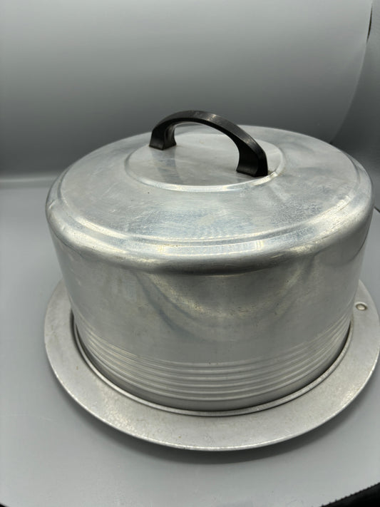 Vintage Regal Ware Aluminum Cake Carrier