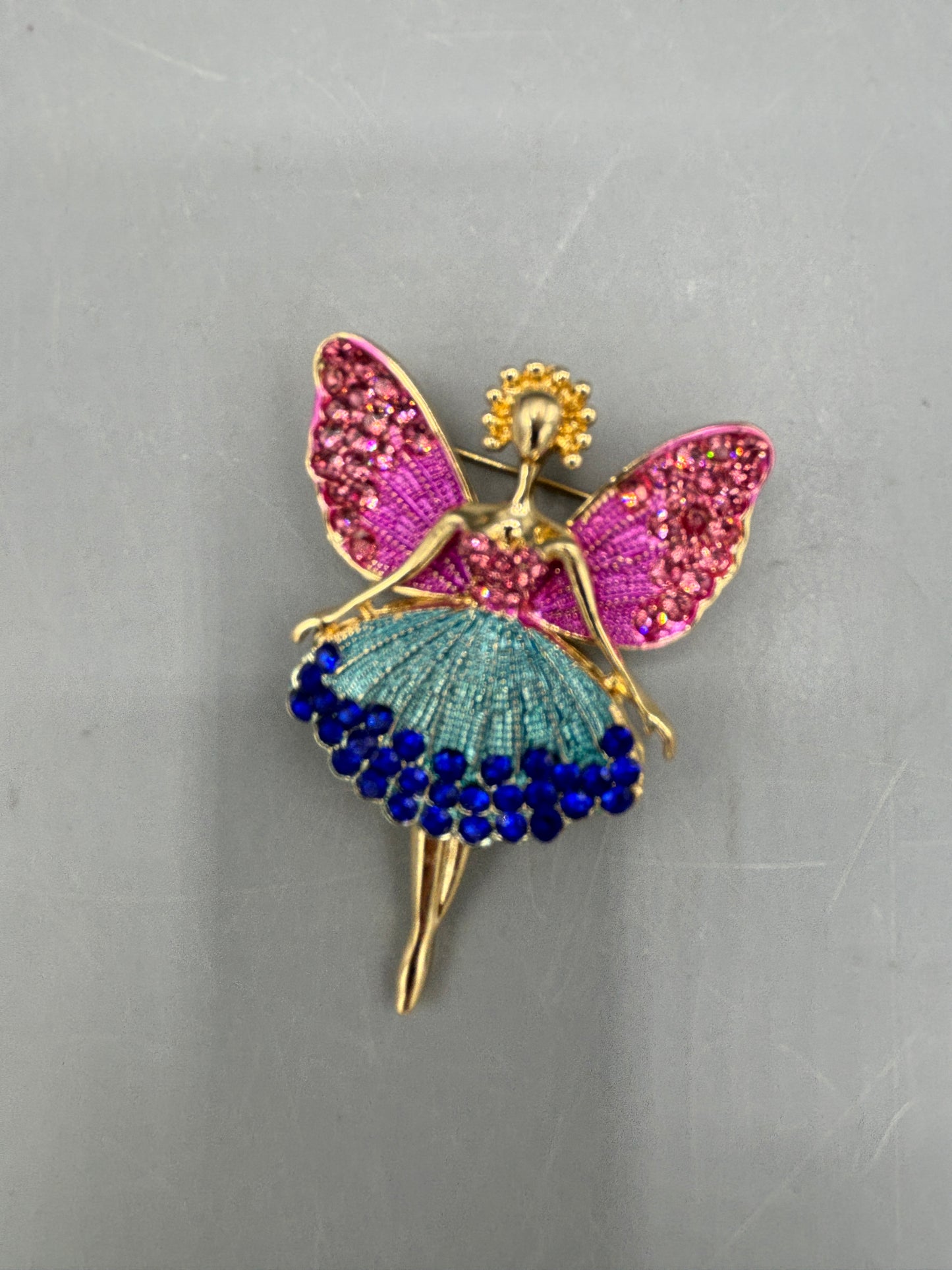 Gold tone magic fairy brooch