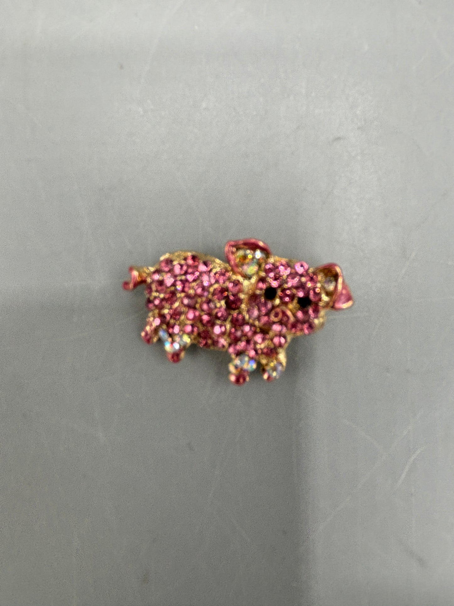 Gold tone pink Crystal Piggy brooch