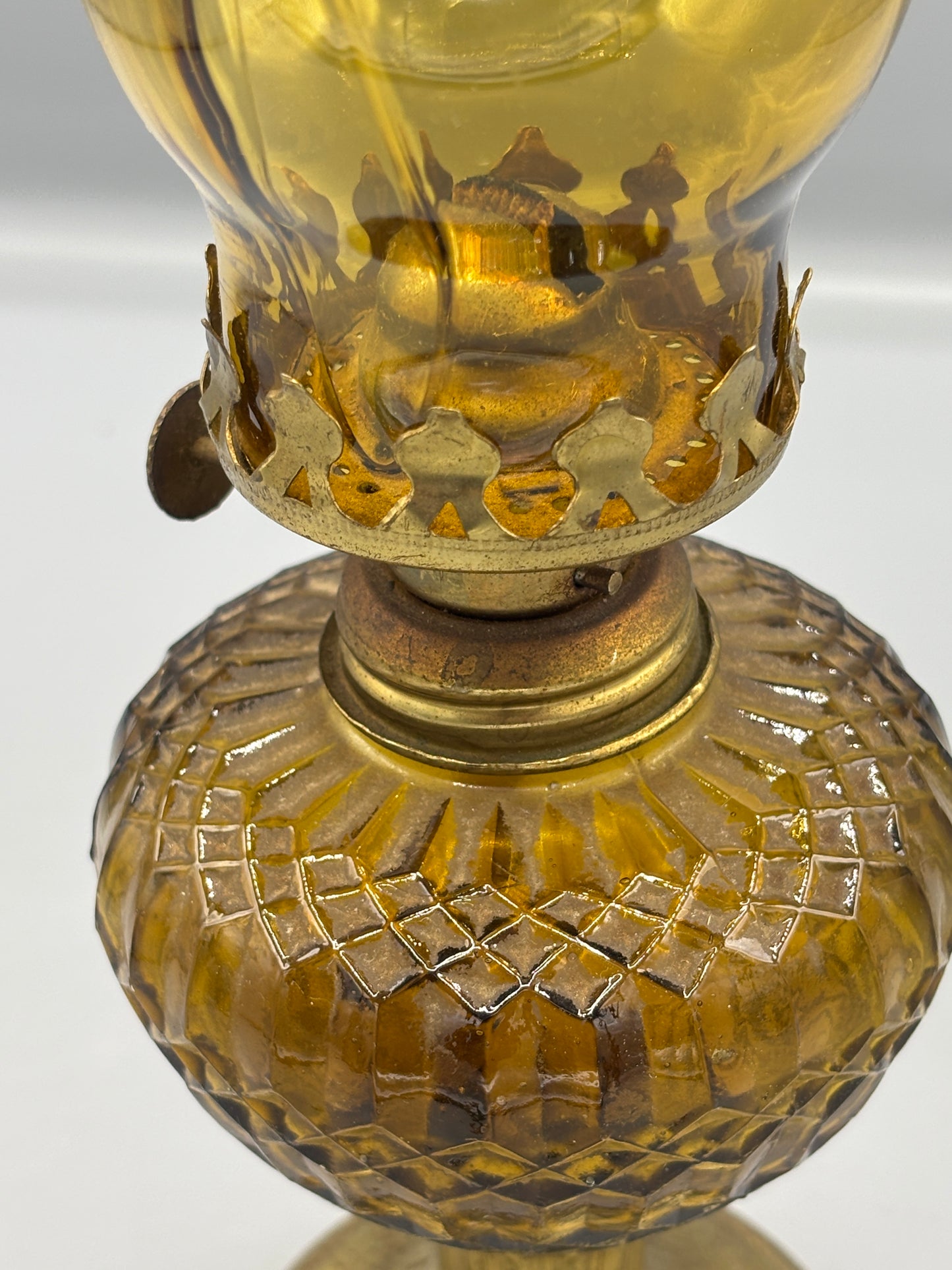 Vintage Fostoria Amber Coin Lamp