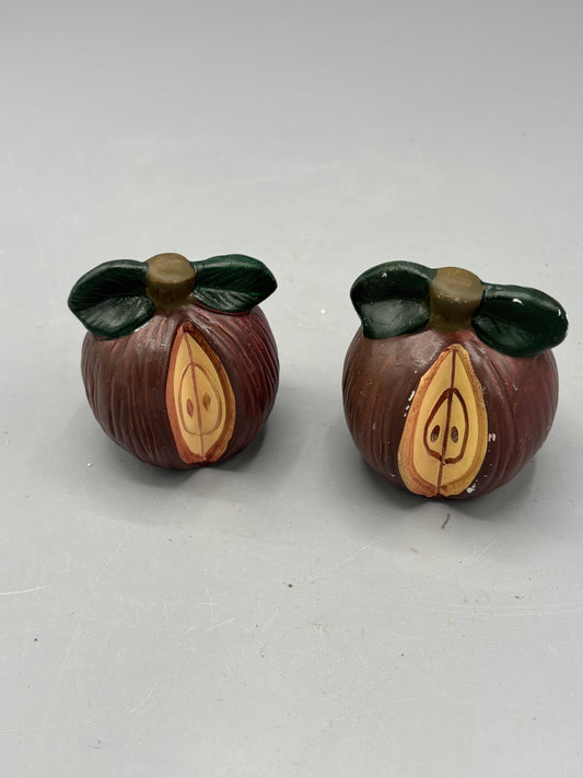 Vintage Apple Salt & Pepper