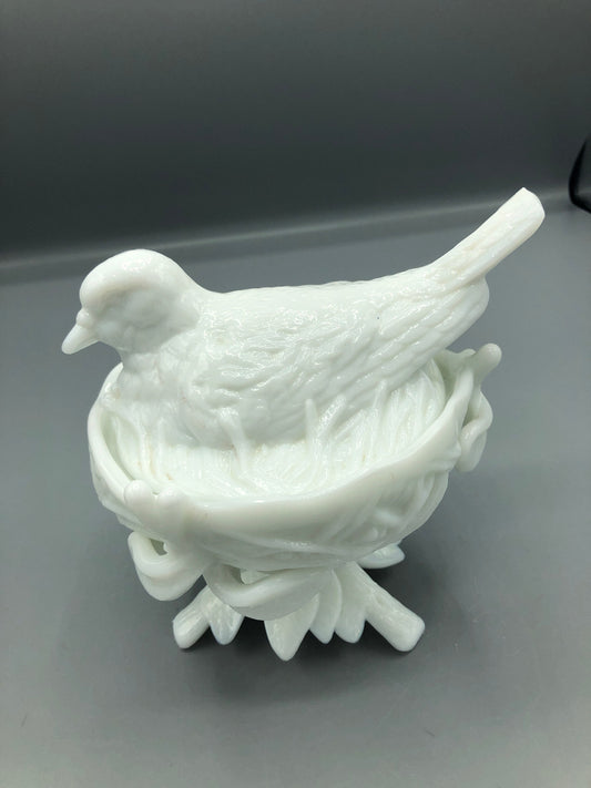 Westmoreland milk glass bird on nest
