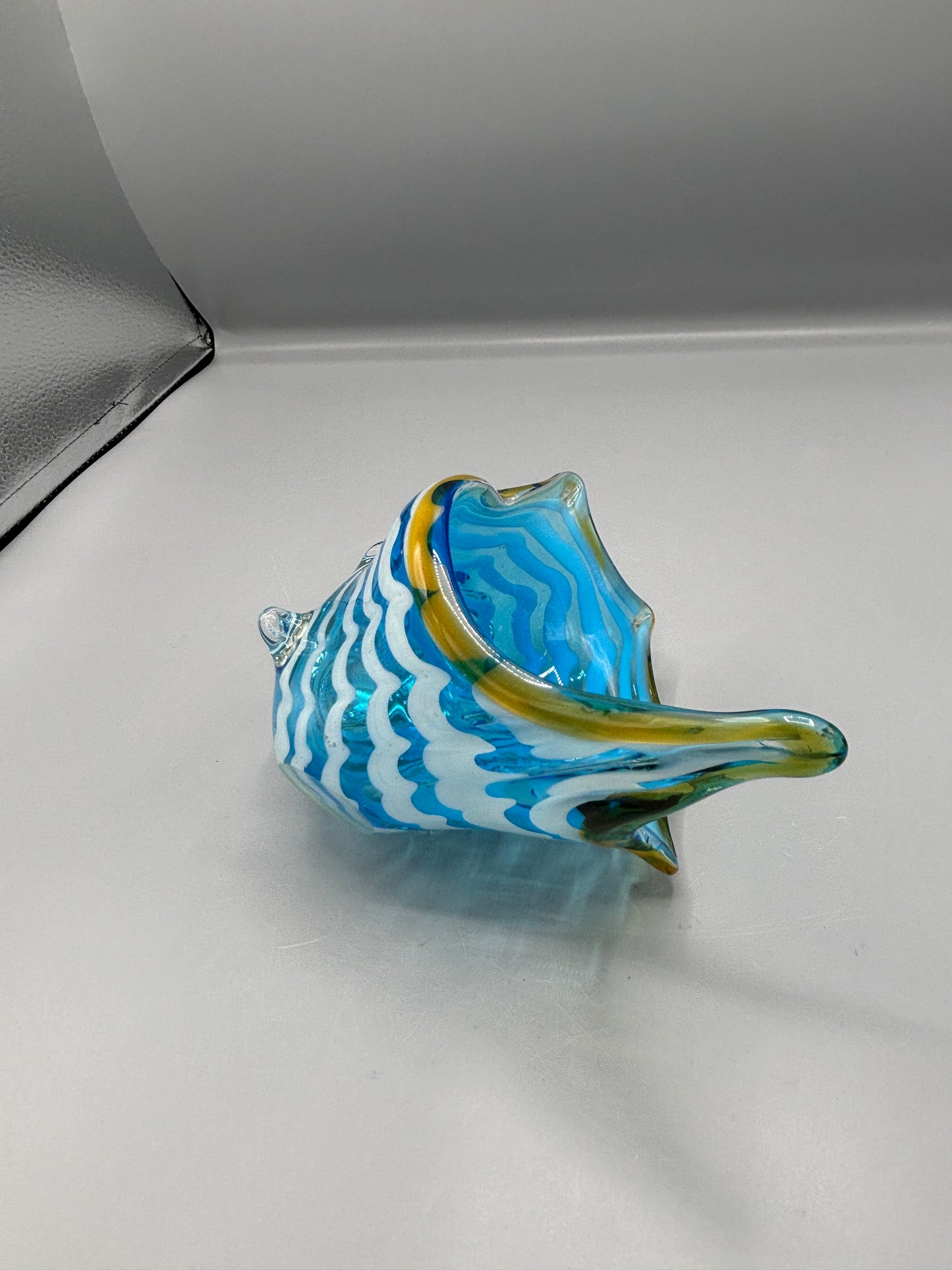 Murano art glass yellow & blue conch shell