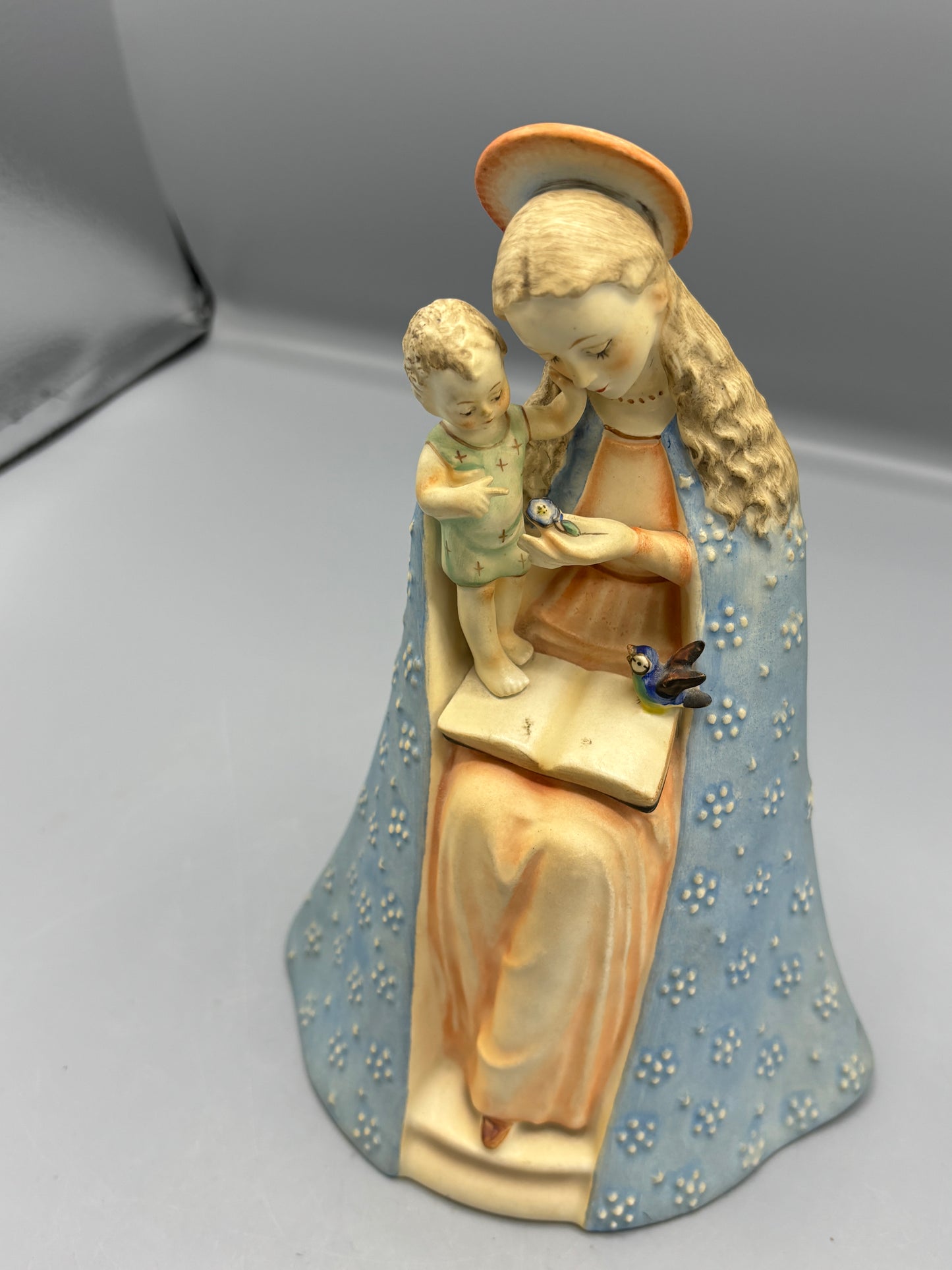 Vintage Goebel Hummel Madonna