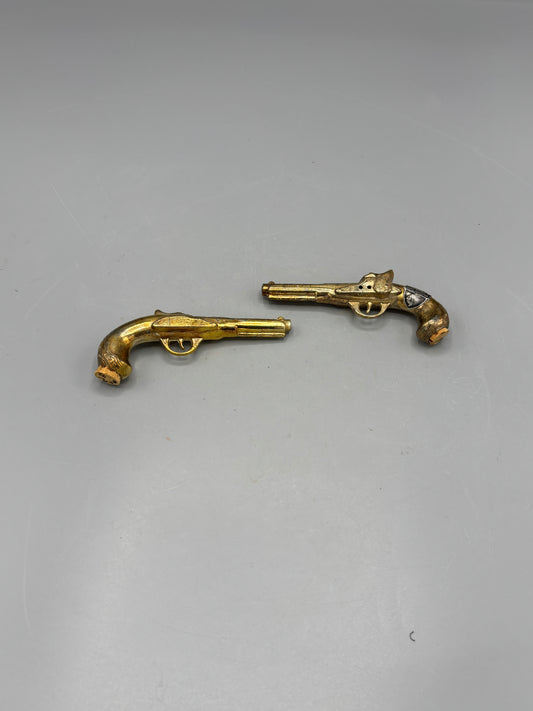 Vintage Replica nostalgia gold tone Pistol salt & pepper