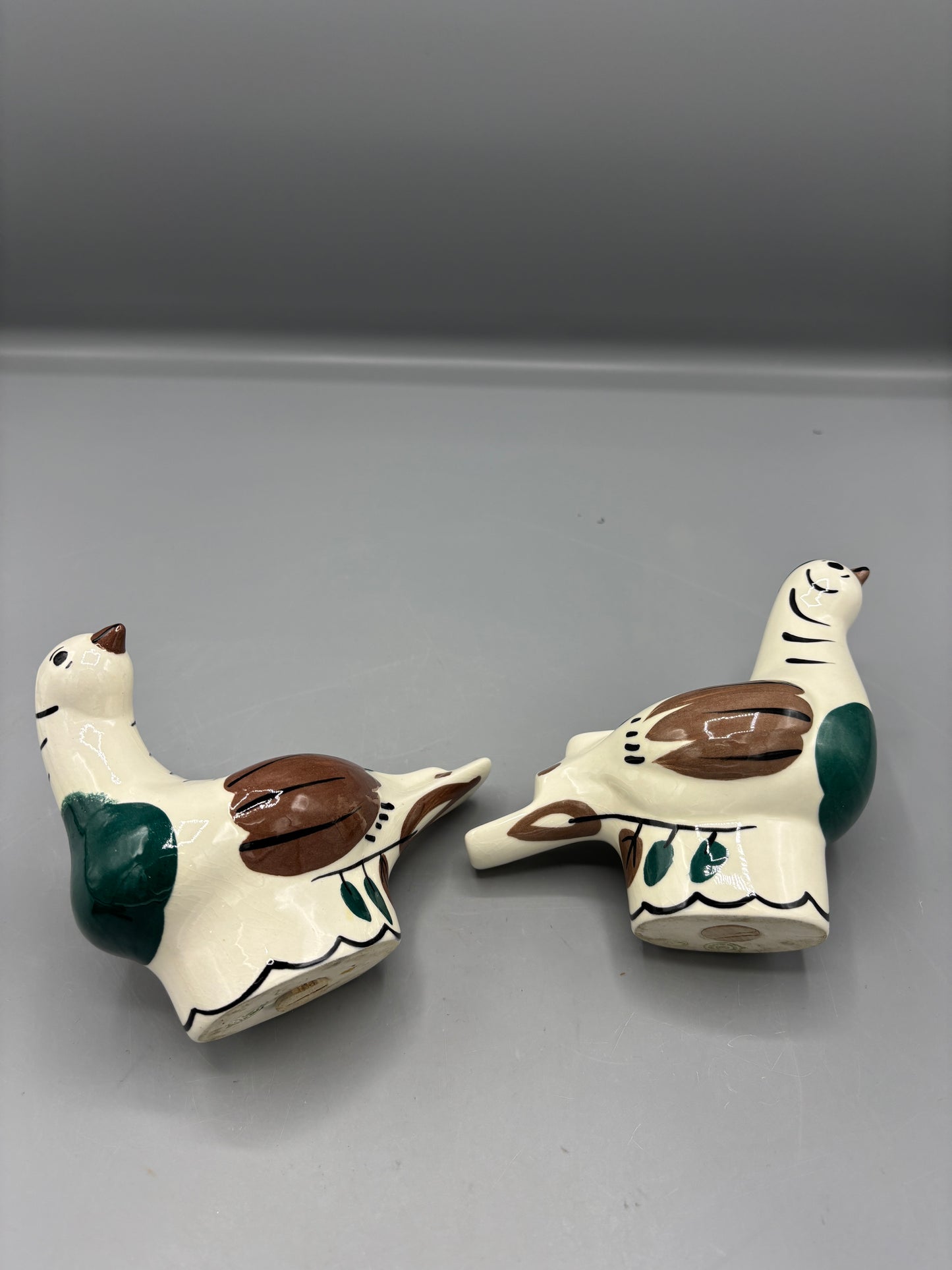 Vintage California Clemson Pottery dove salt & pepper