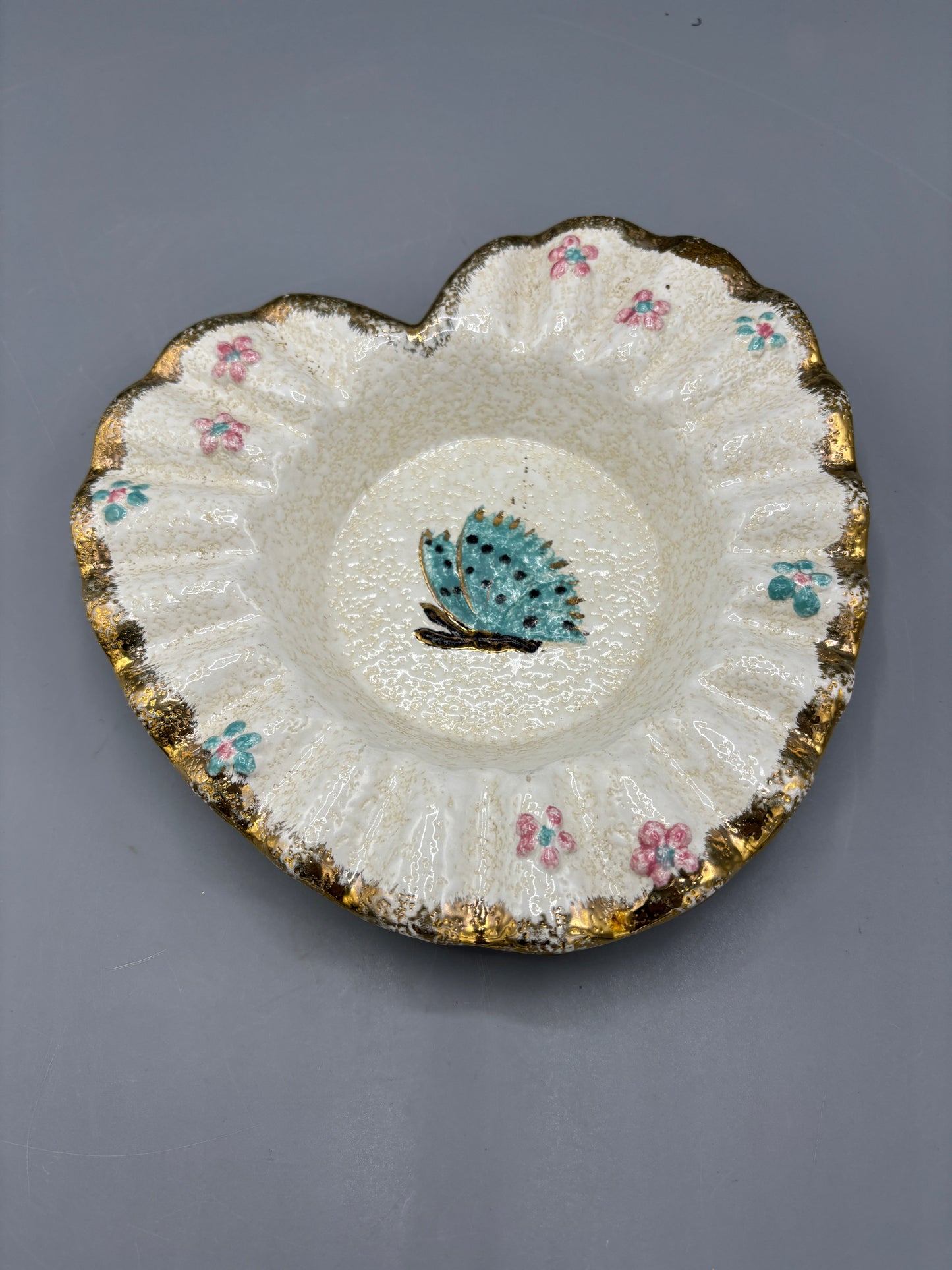Vintage Hull pottery heart shape dish butterfly center