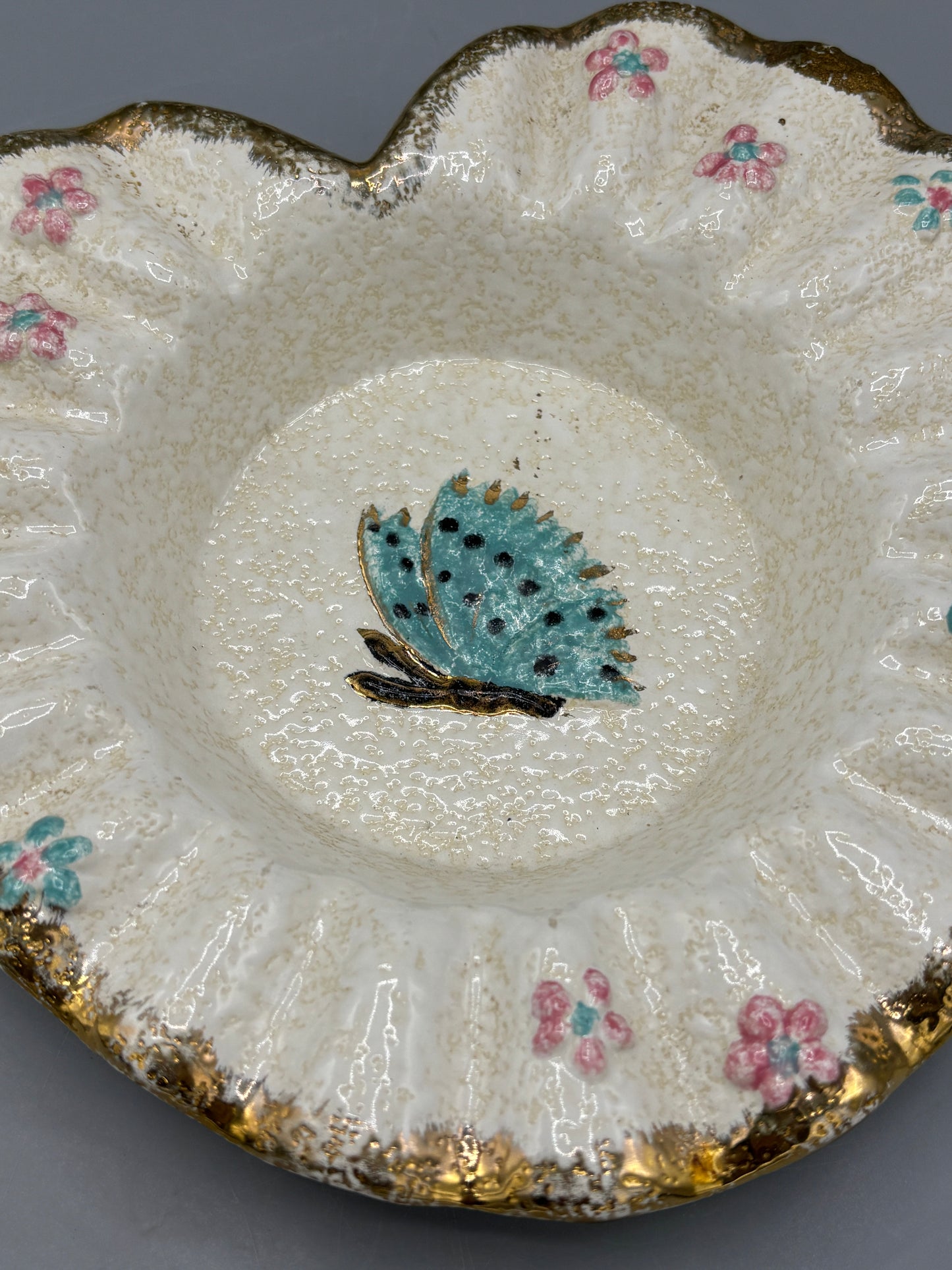Vintage Hull pottery heart shape dish butterfly center
