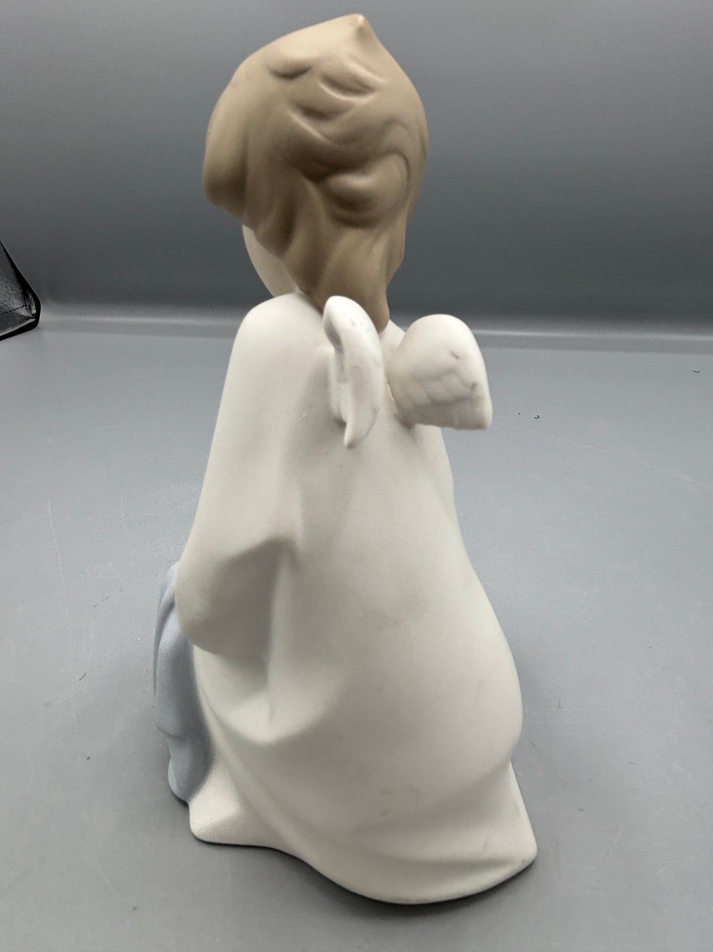 Llardro Guardian Angel with baby figure