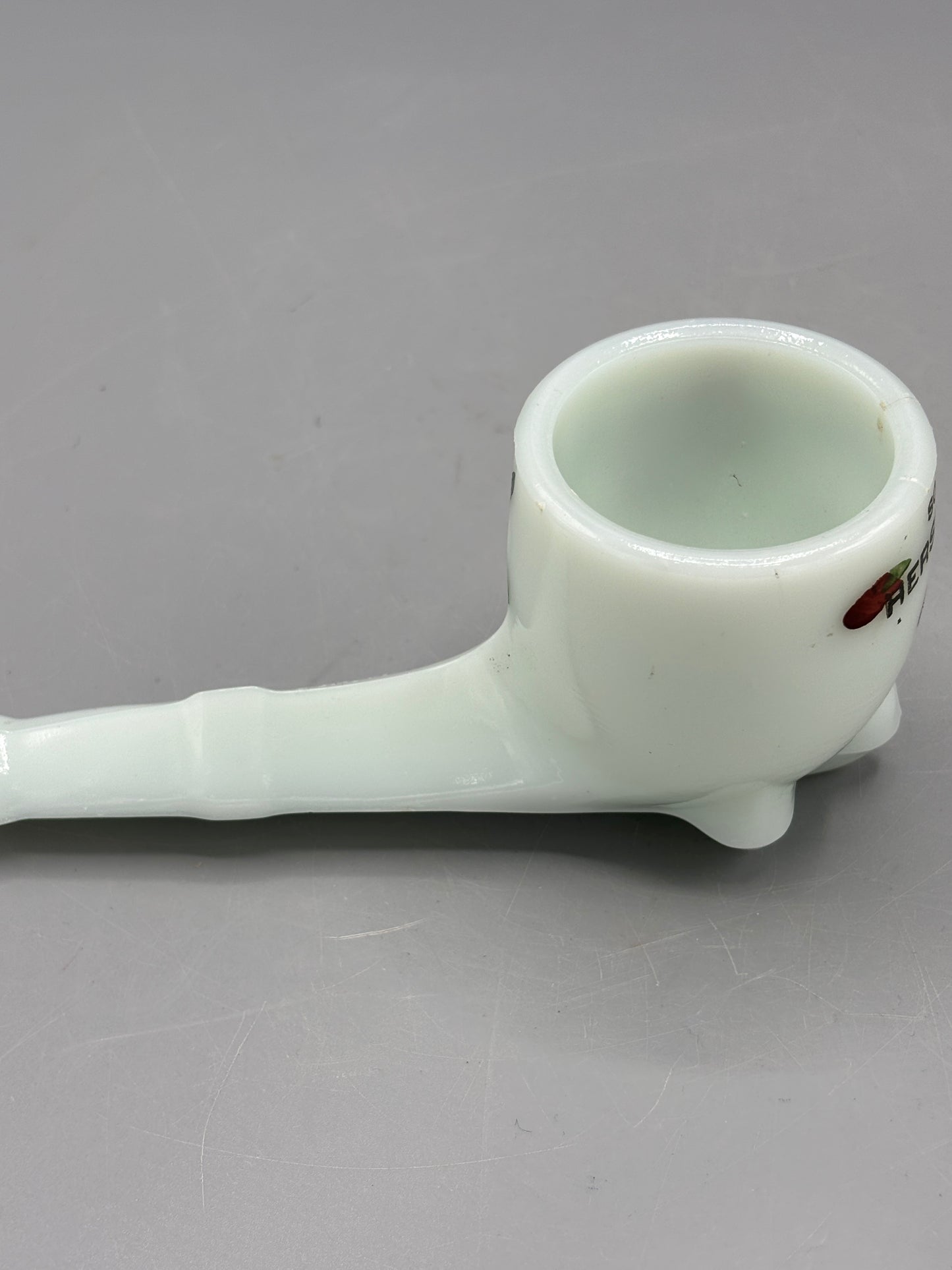 Vintage milk glass Souvenir Pipe Hershey