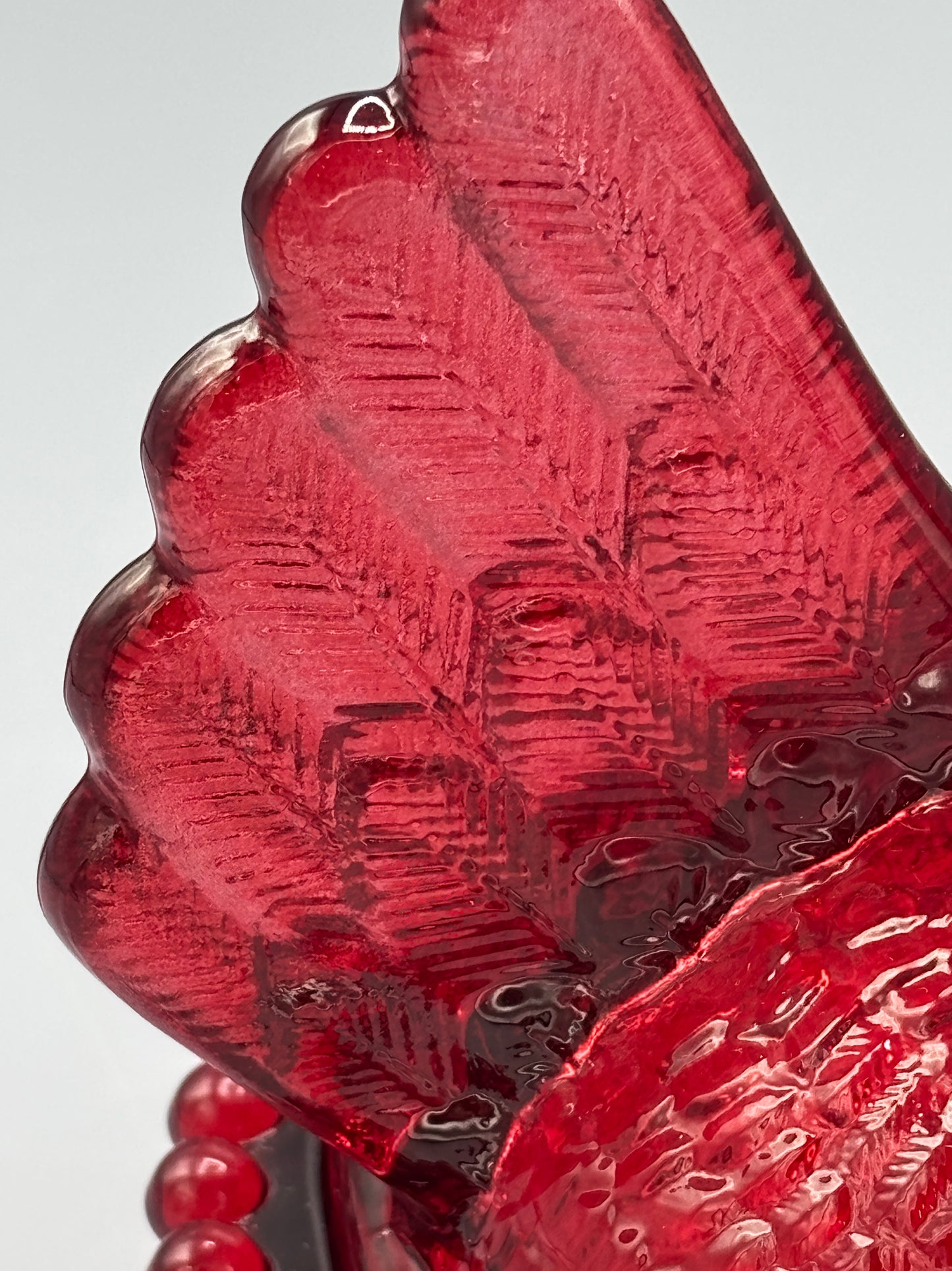 Vintage Indiana glass hen on nest
