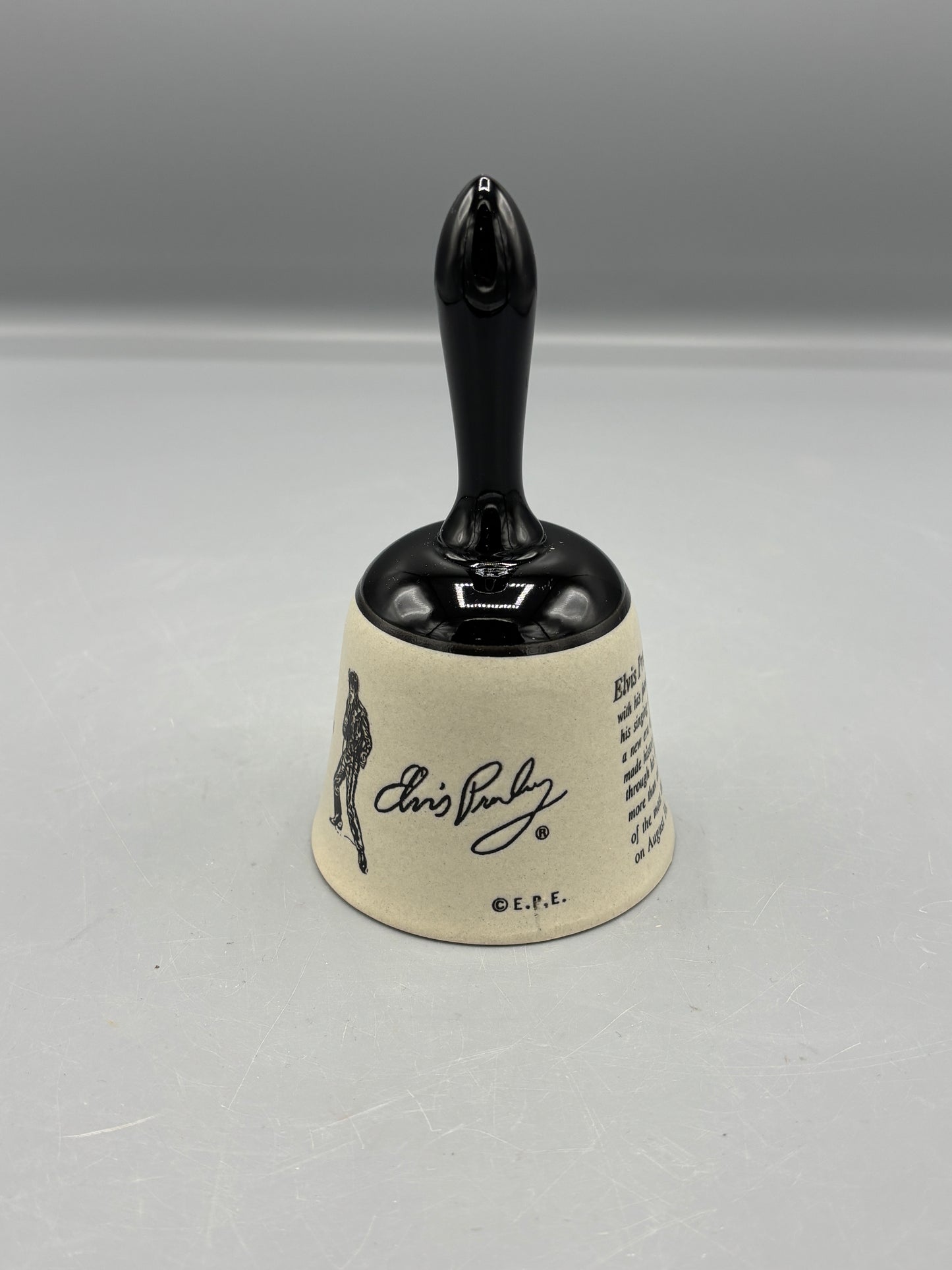 Vintage Elvis Presley Ceramic Souvenir bell
