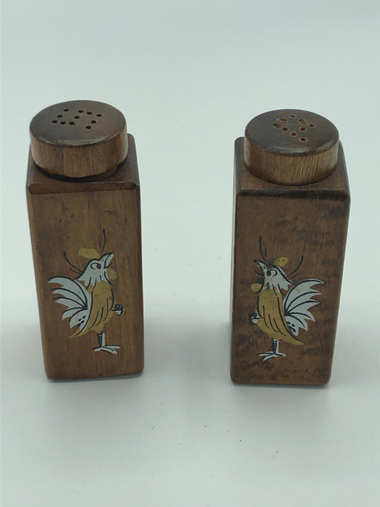 Vintage Chicken wooden  salt & Pepper shakers