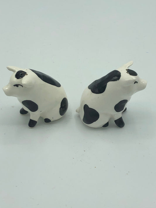 Black-N- White Pig salt & pepper shakers