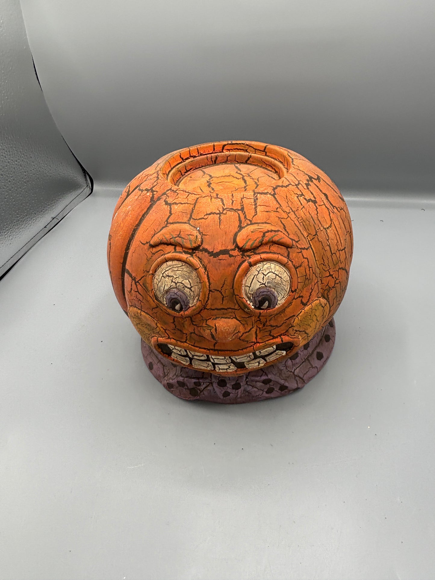 Vintage style Crackle Halloween Pumpkin