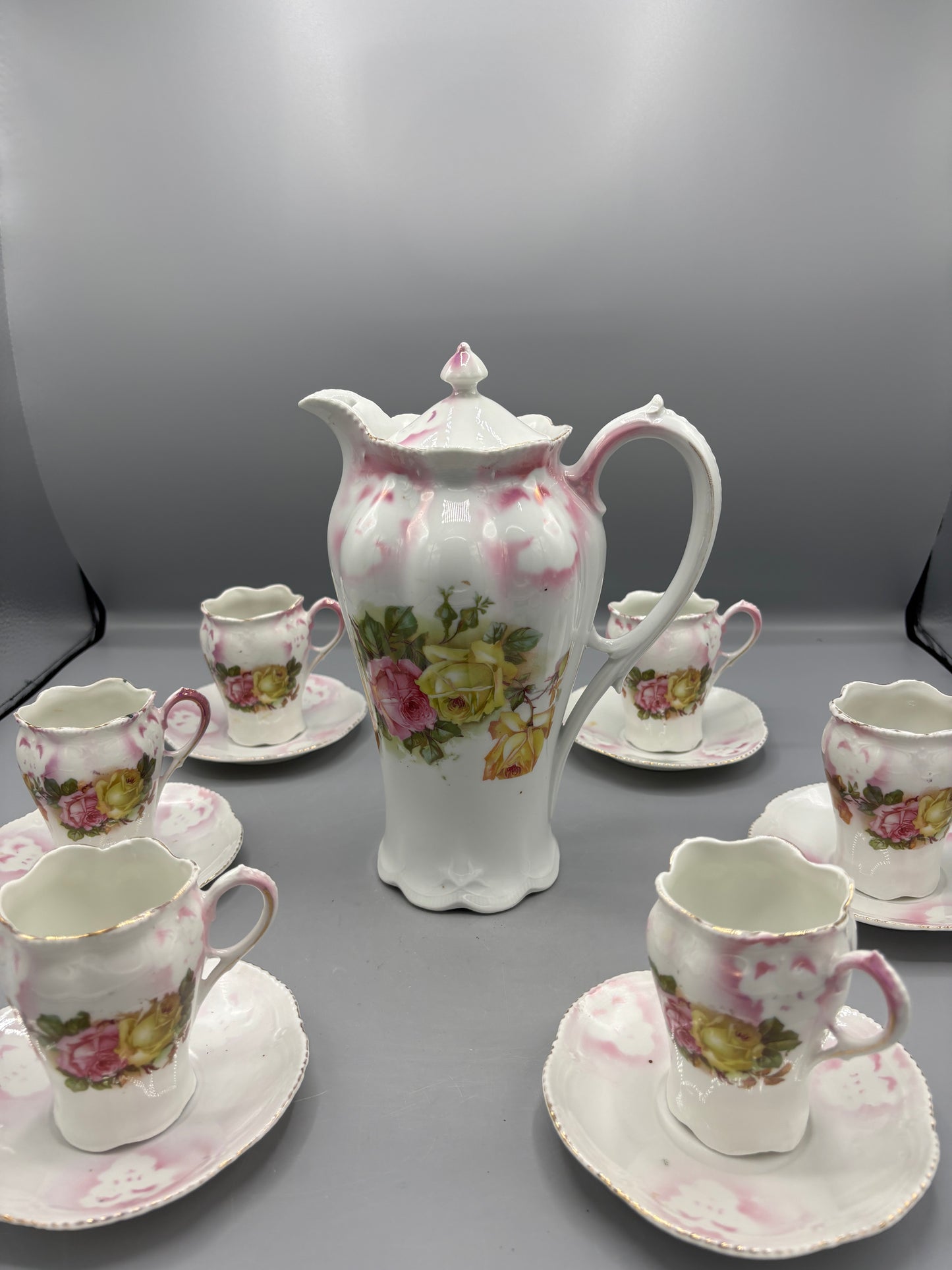 Vintage Chocolate pot with 6 cups & saucers