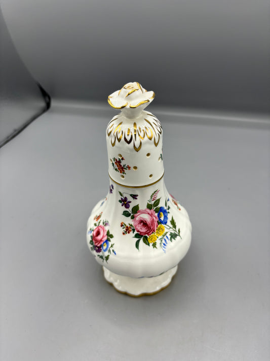 Vintage Hammersley fine bone China sugar shaker