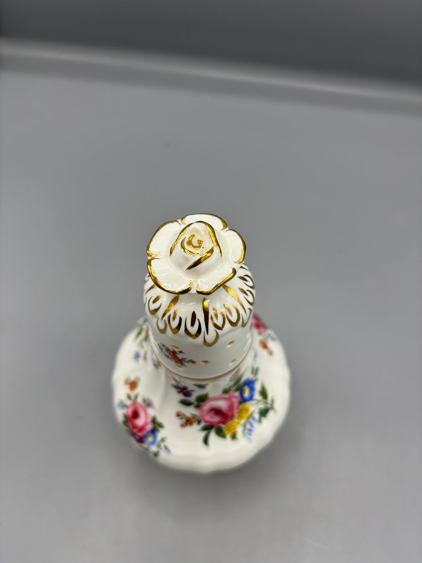 Vintage Hammersley fine bone China sugar shaker
