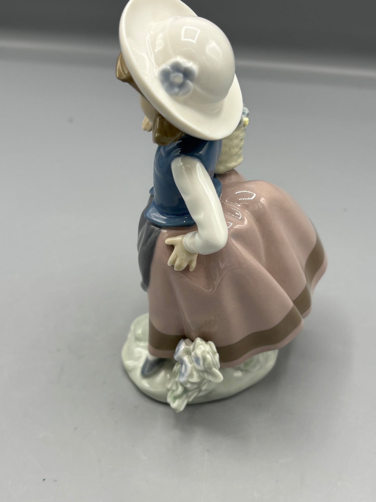 Vintage Lladro " Sweet Scout Girl figure