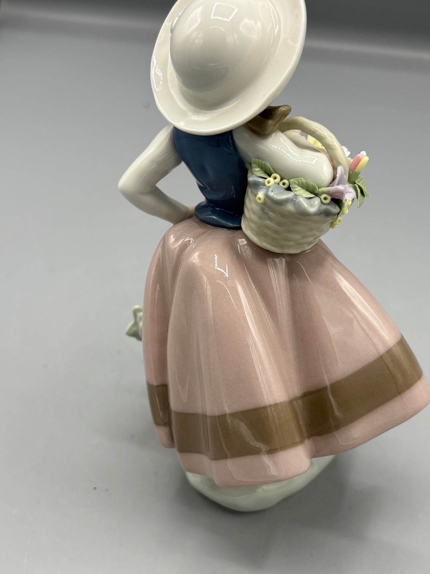 Vintage Lladro " Sweet Scout Girl figure