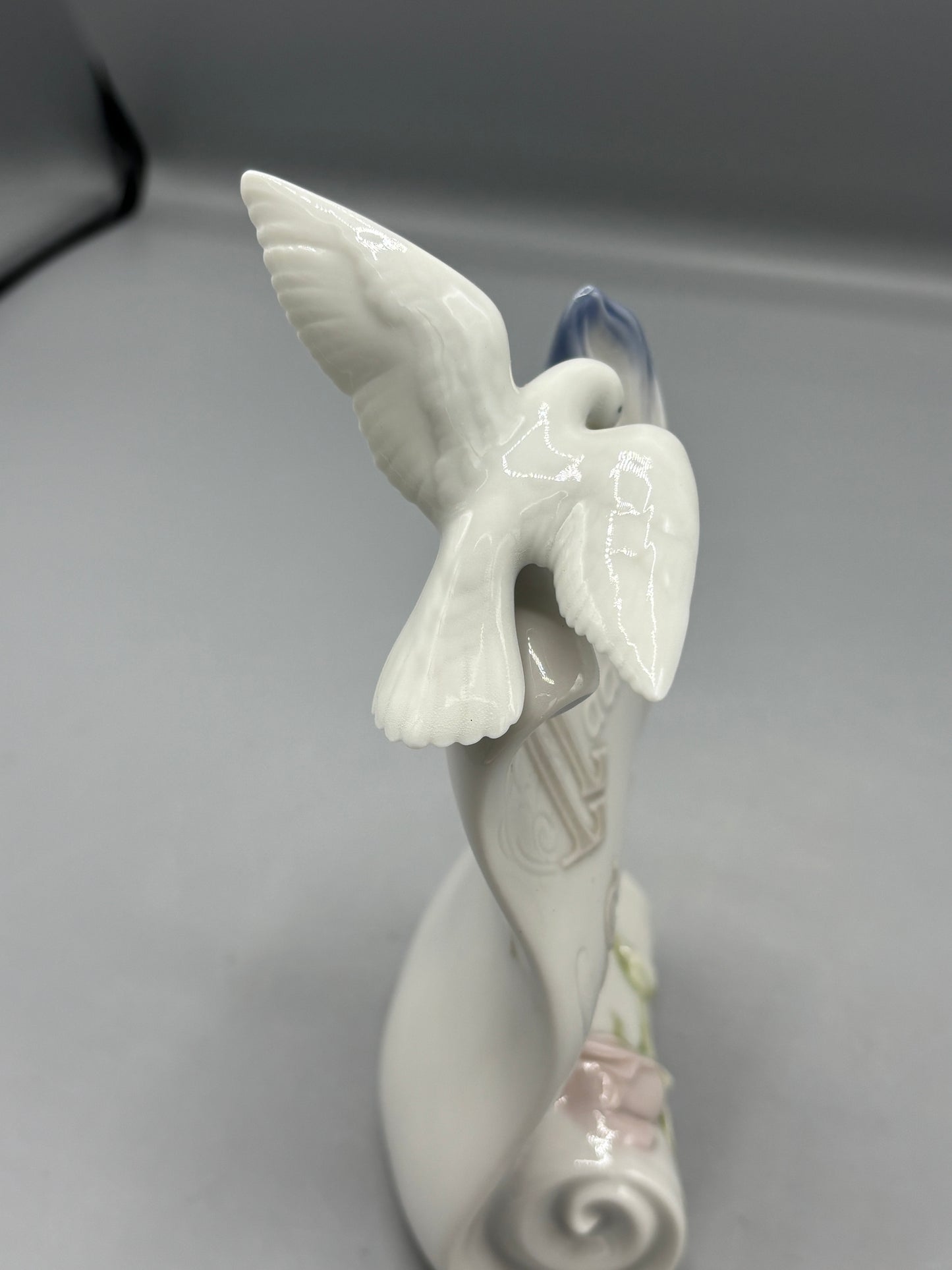 Vintage Lladro collectors Society Art brings us together