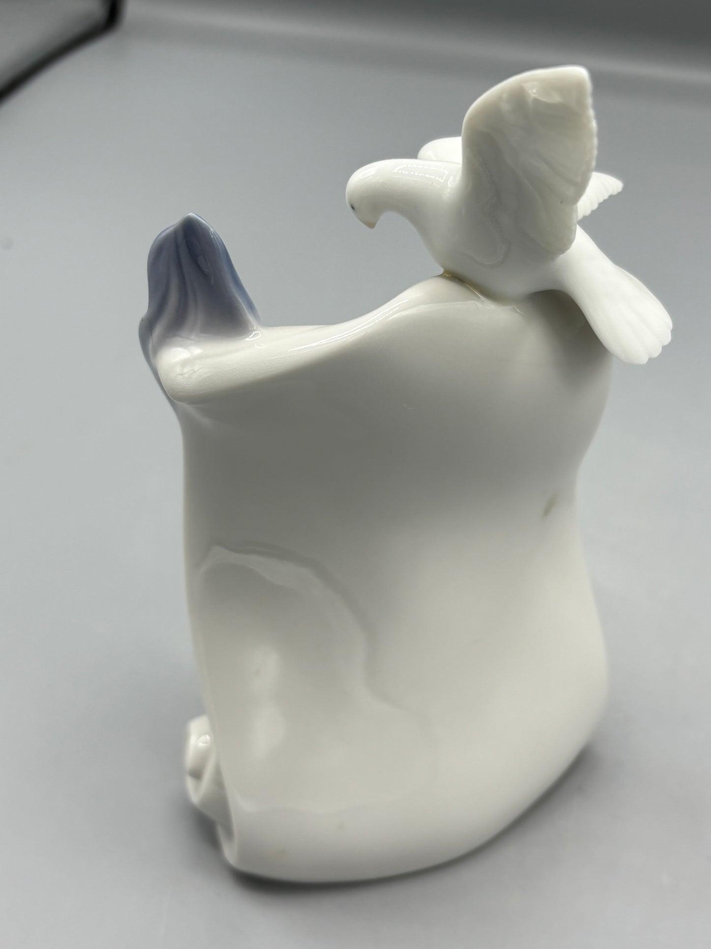 Vintage Lladro collectors Society Art brings us together