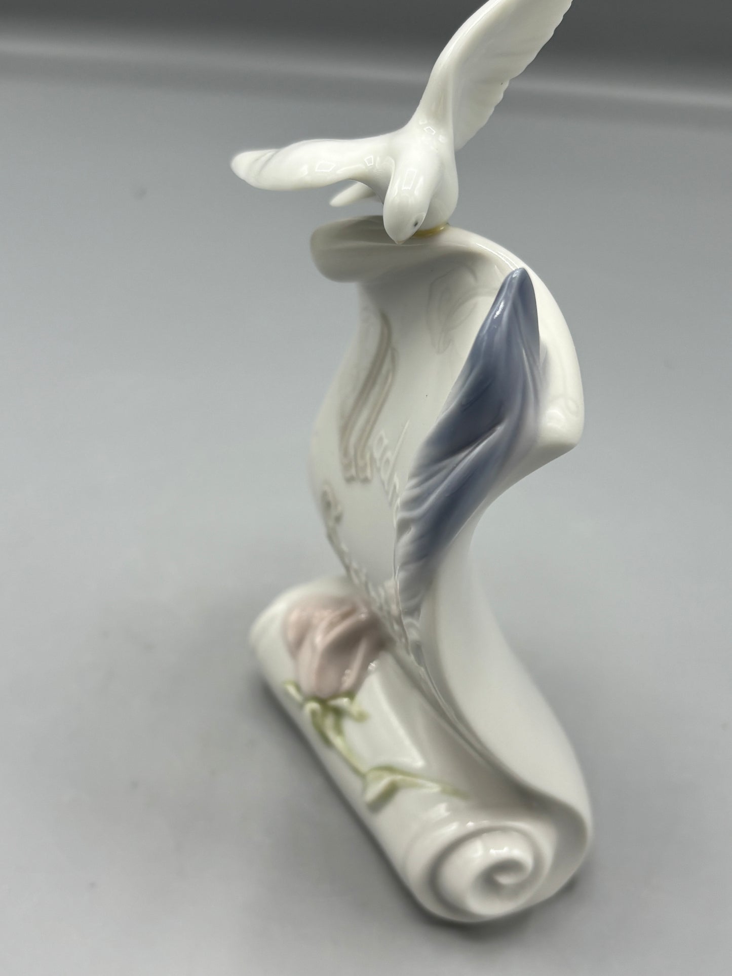 Vintage Lladro collectors Society Art brings us together