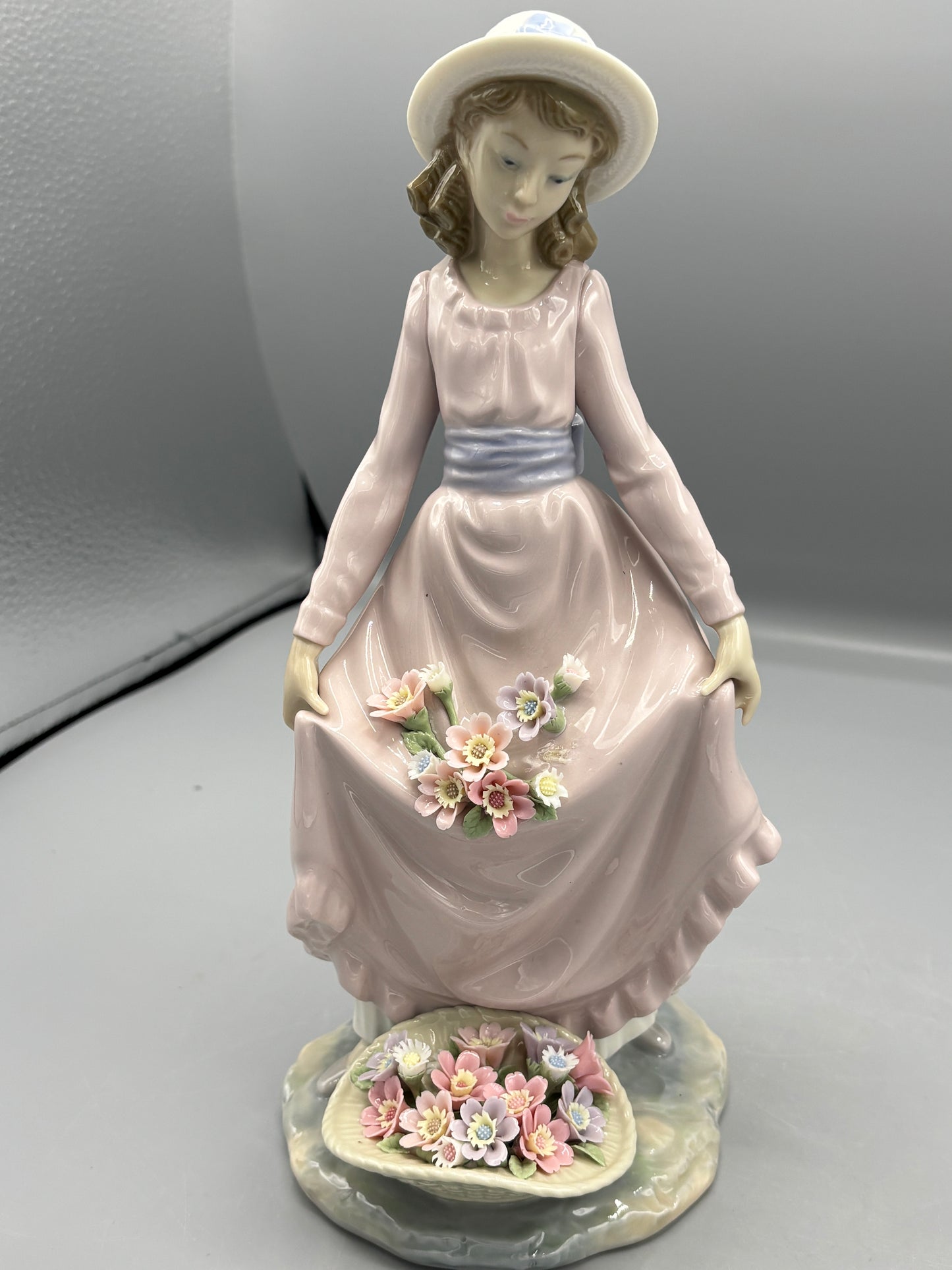 Vintage Lladro flowers in the basket