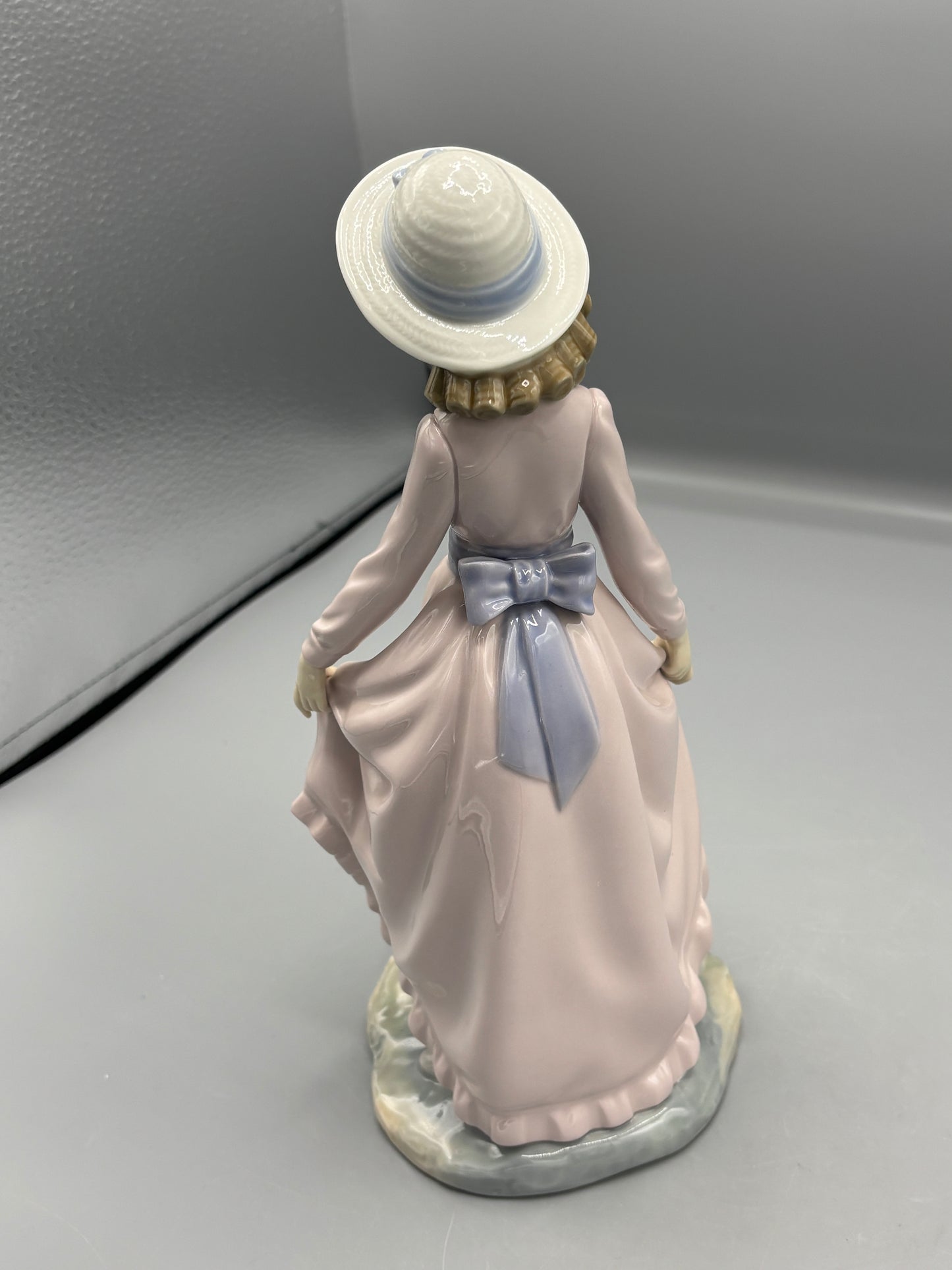 Vintage Lladro flowers in the basket