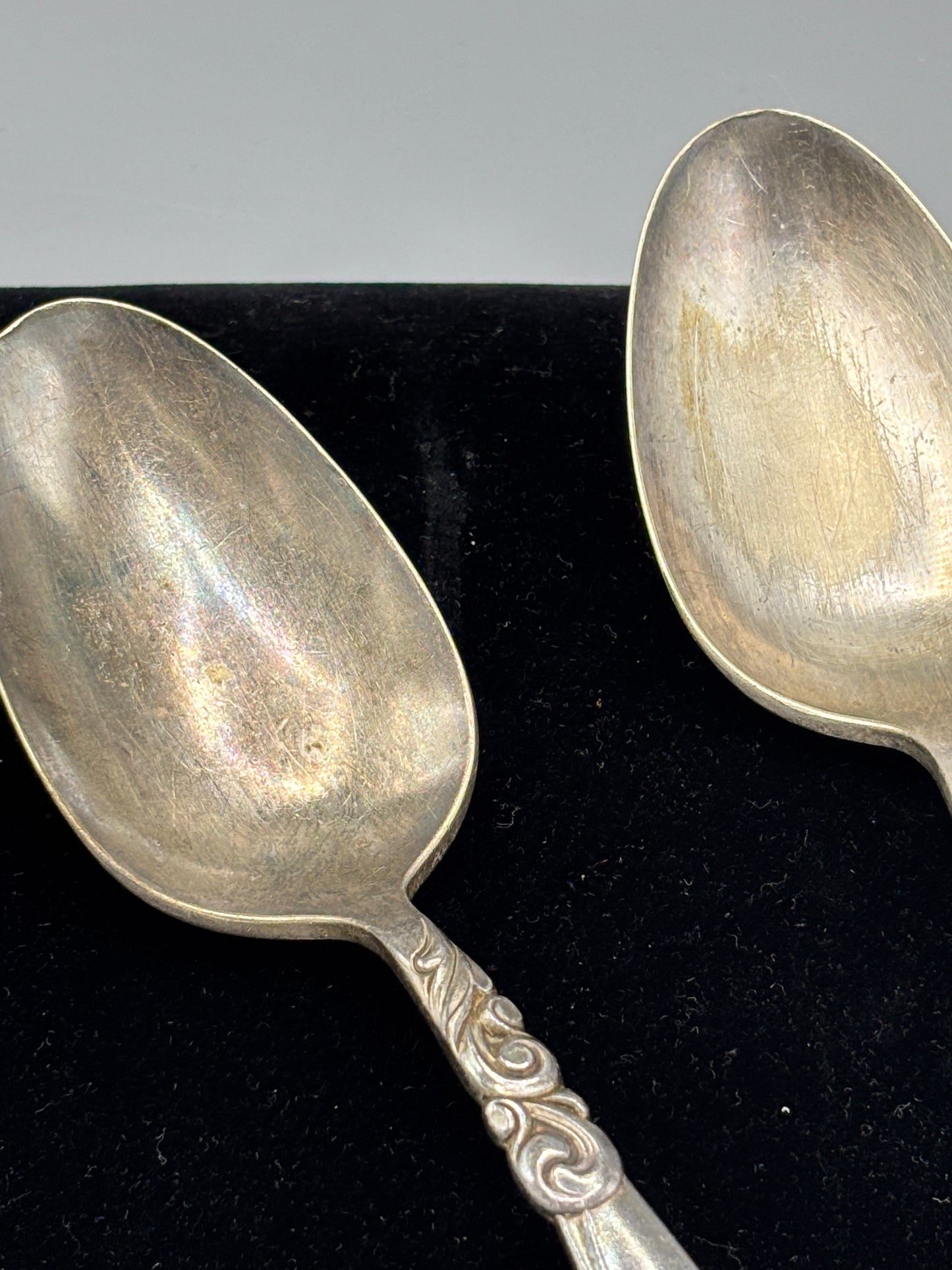 Set 2 South Seas Community Serving Spoons