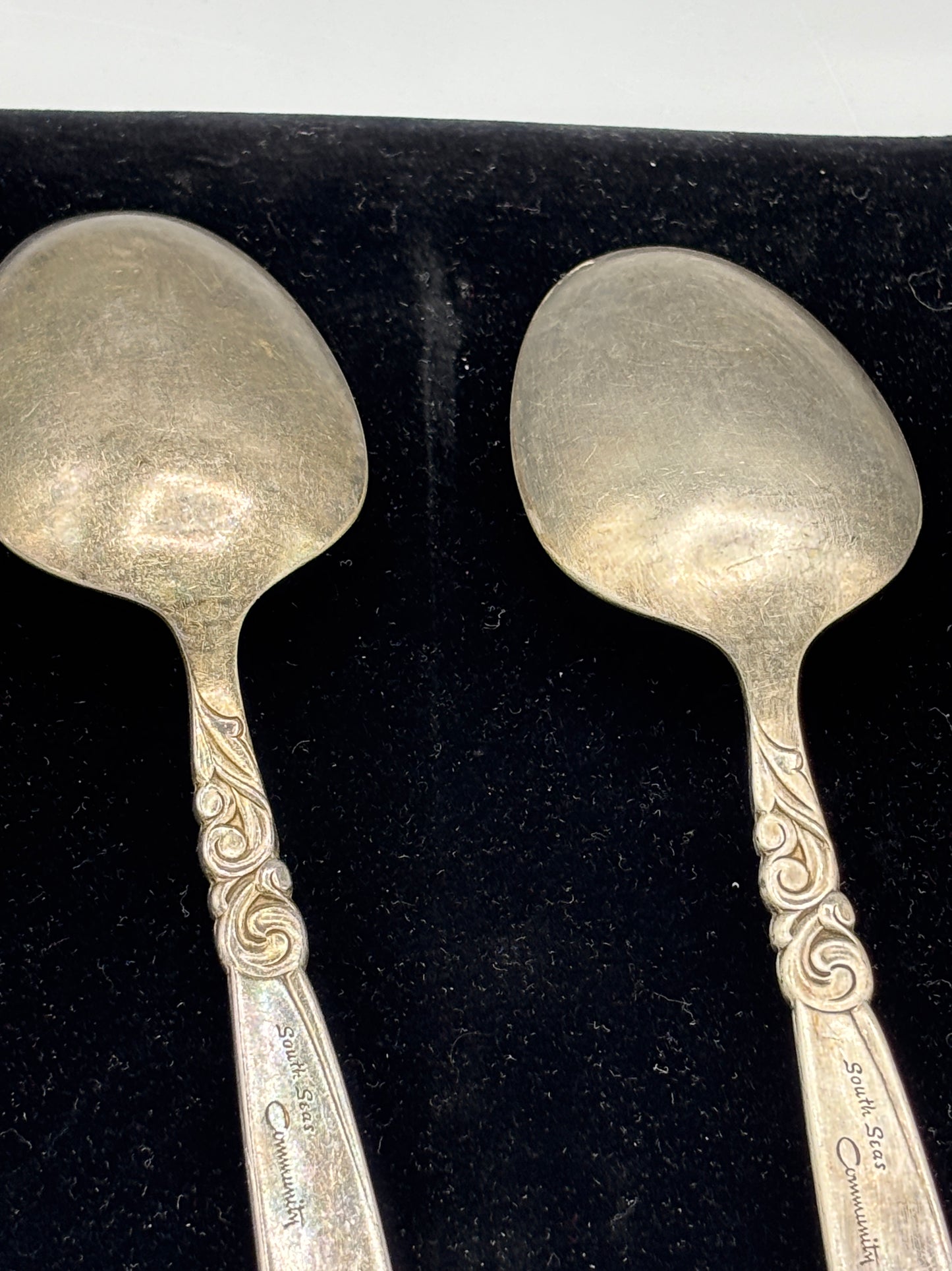 Set 2 South Seas Community Serving Spoons