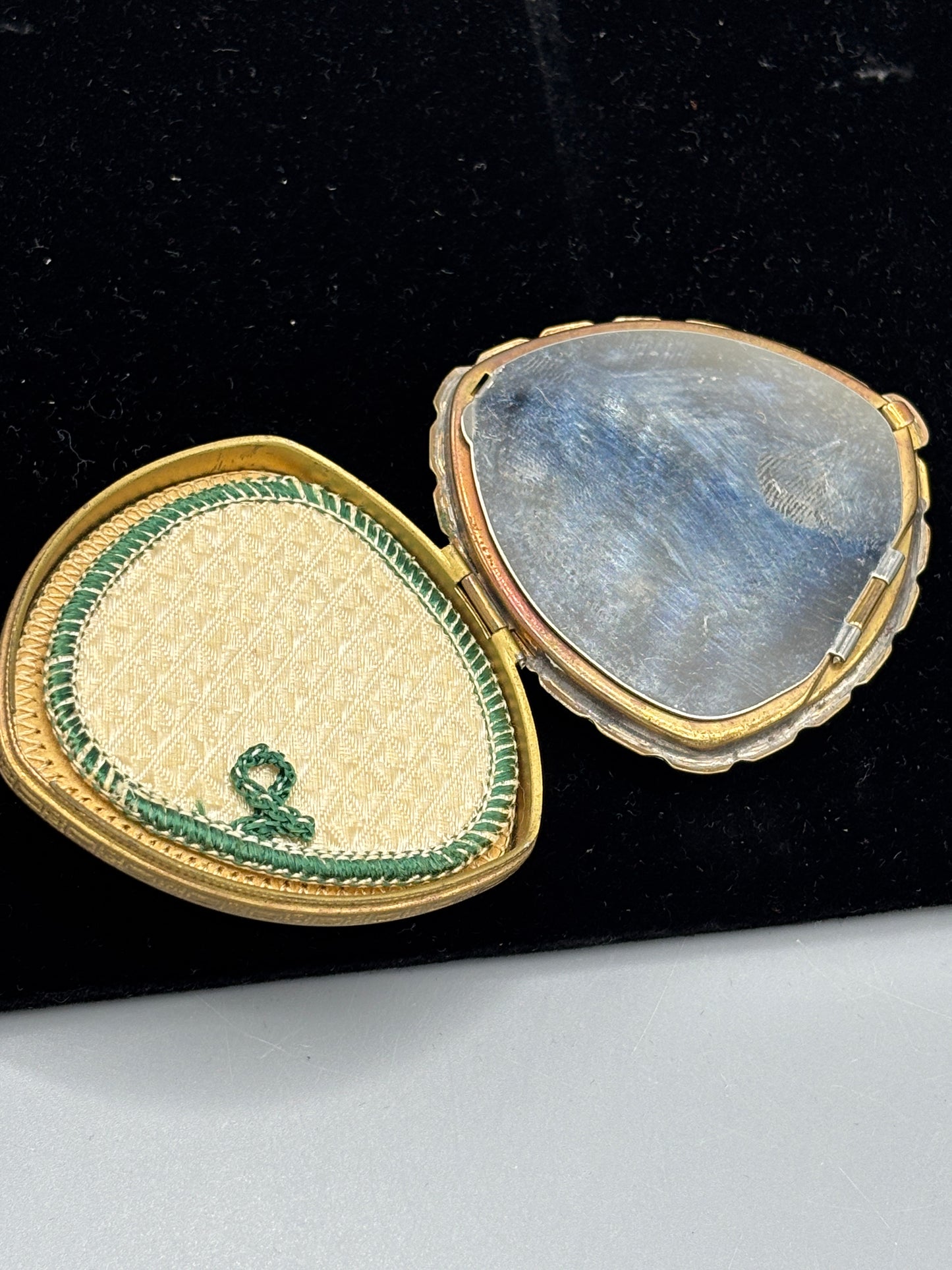 Vintage gold tone Max Factor Compact with mirror