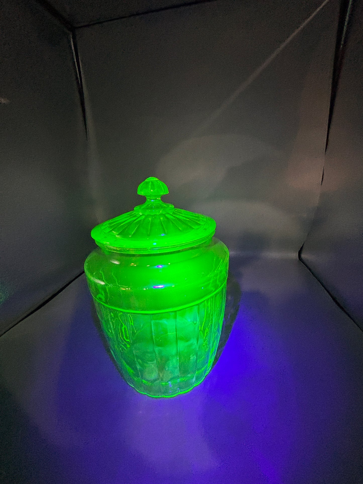 Vintage Uranium cookie jar