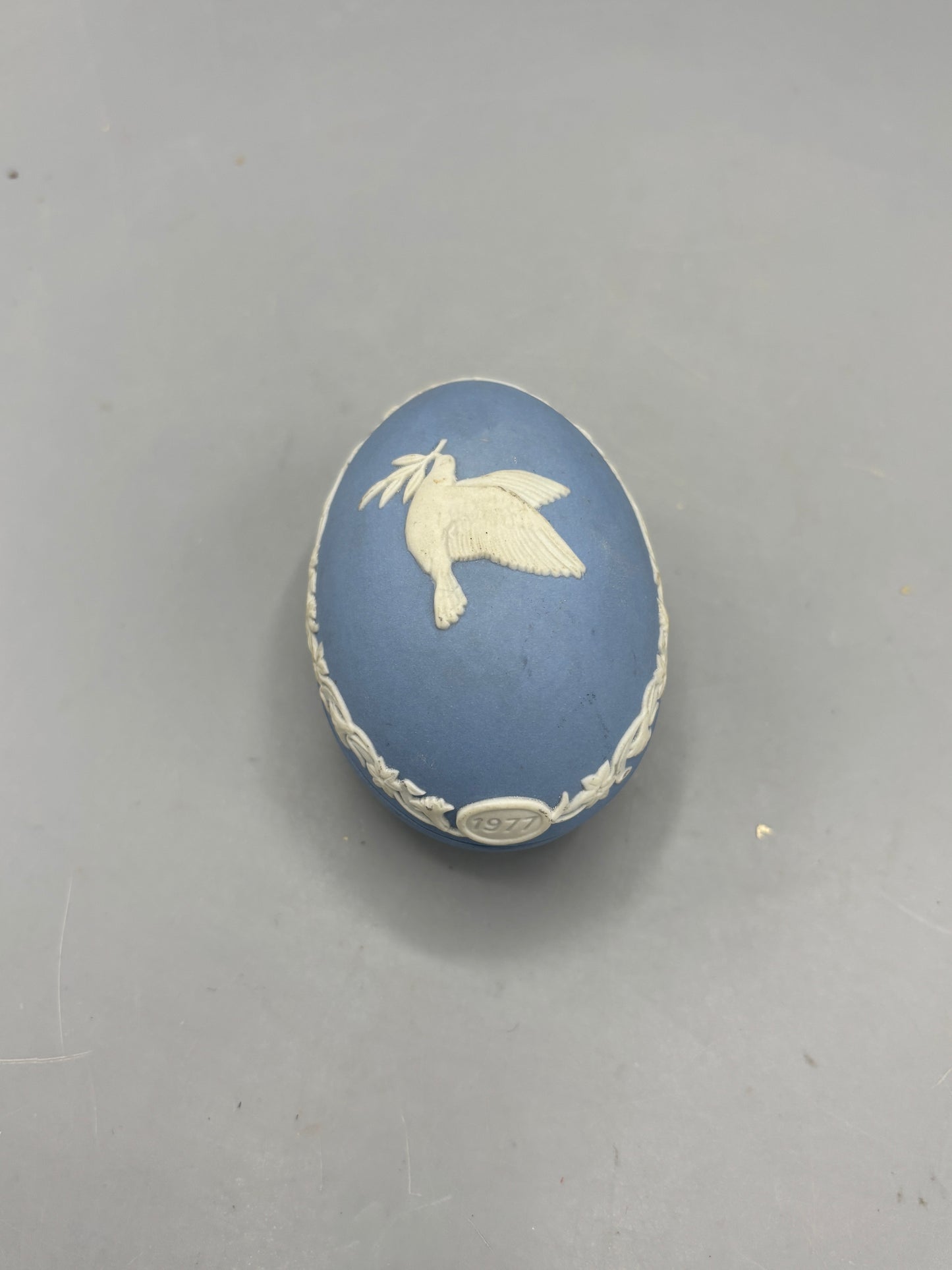 Vintage Wedgewood Jasperware egg with Doves